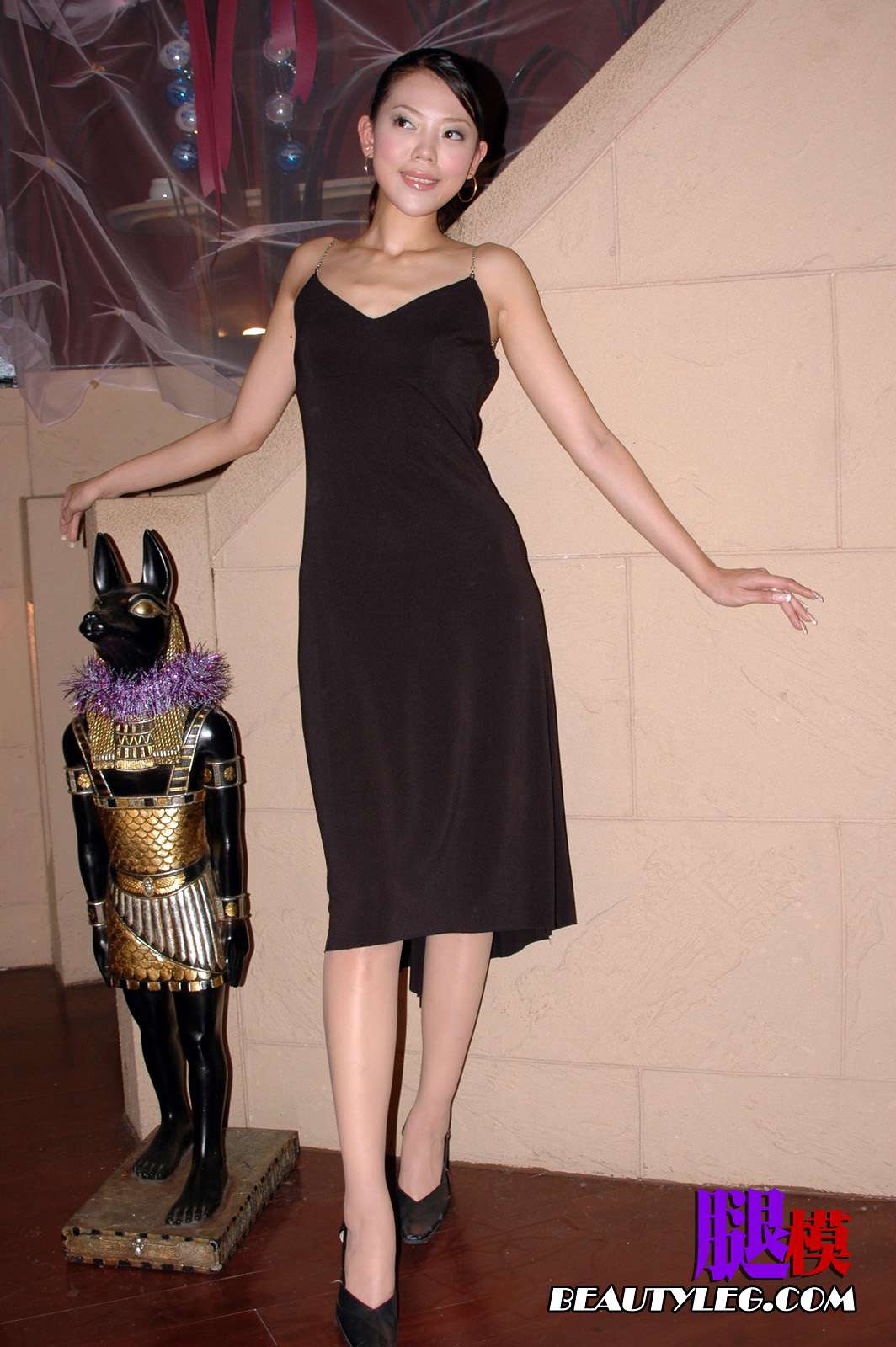 [BeautyLeg] No.004 Olive 第一期 台灣台北 175 pics 在现浏览第31张