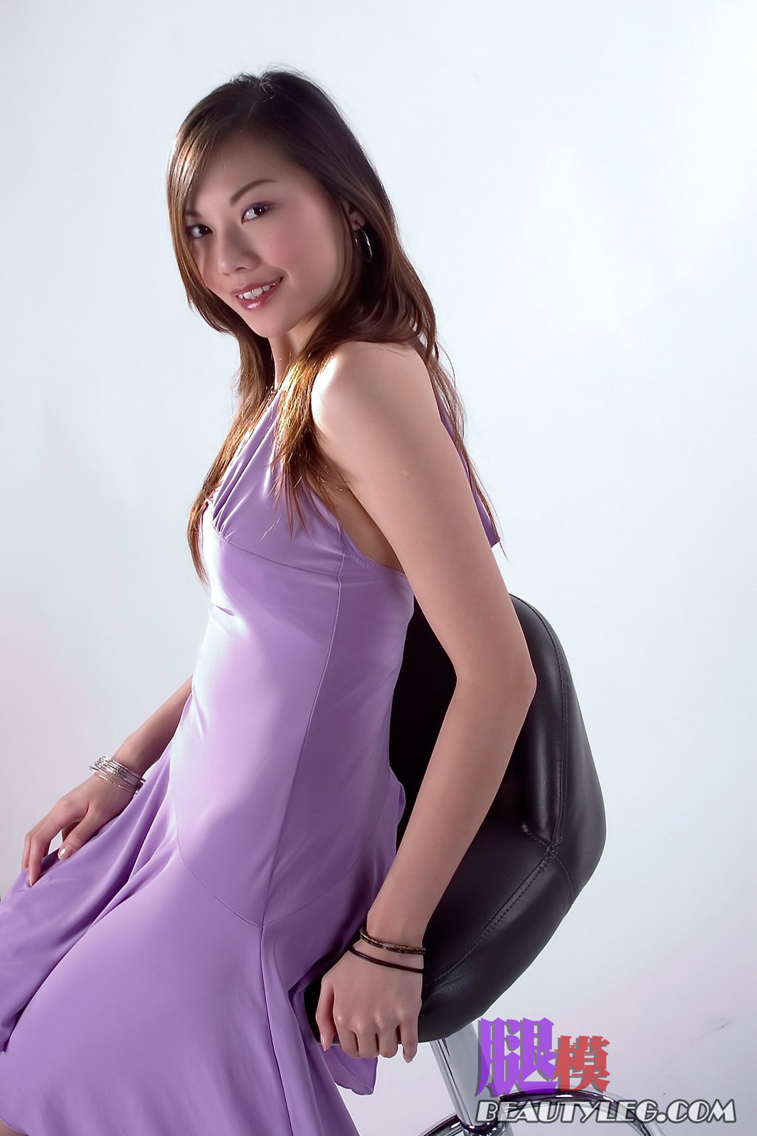 [BeautyLeg] No.018 Pikki 在现浏览第1张