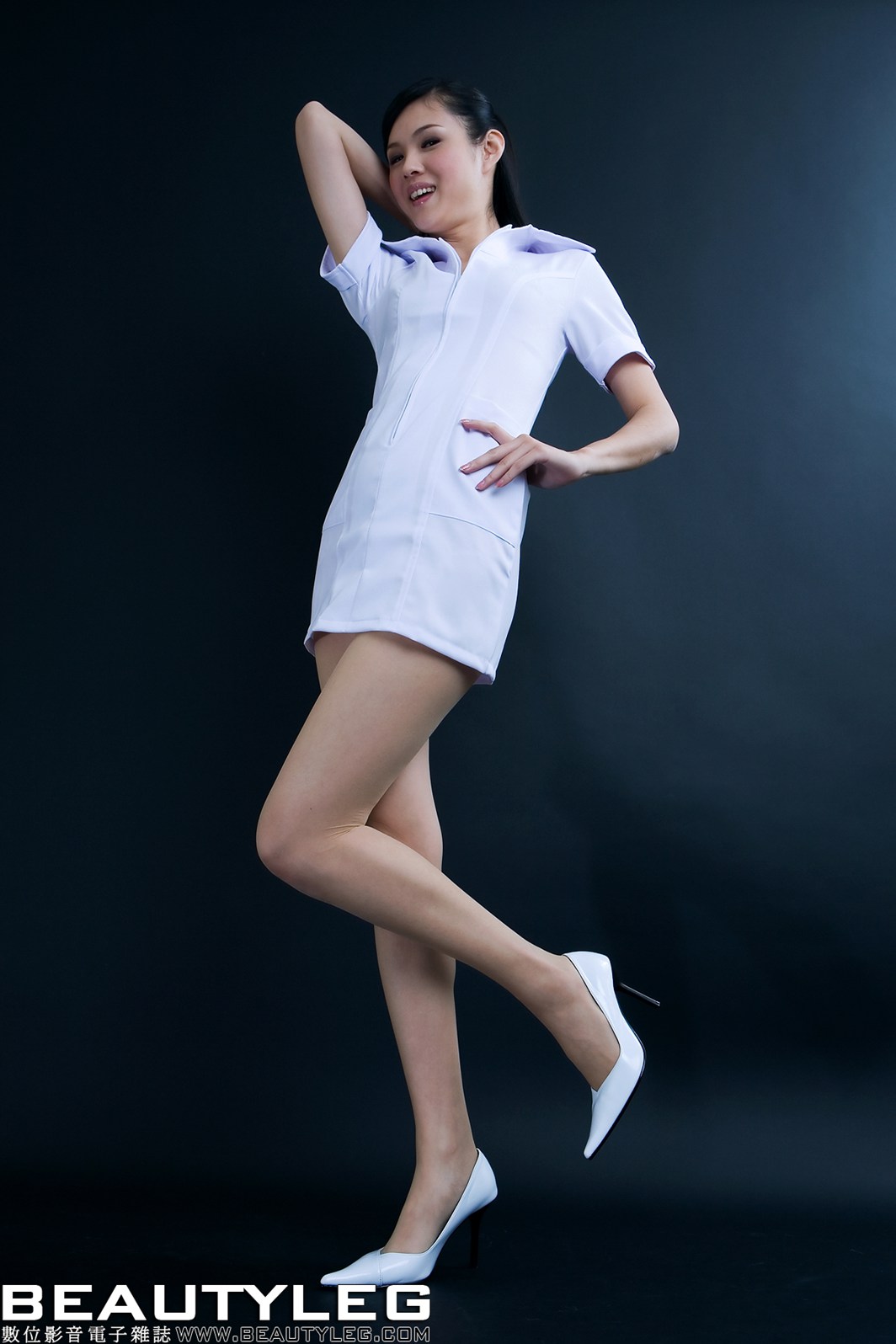 [BeautyLeg] No.112 Vevi 在现浏览第1张