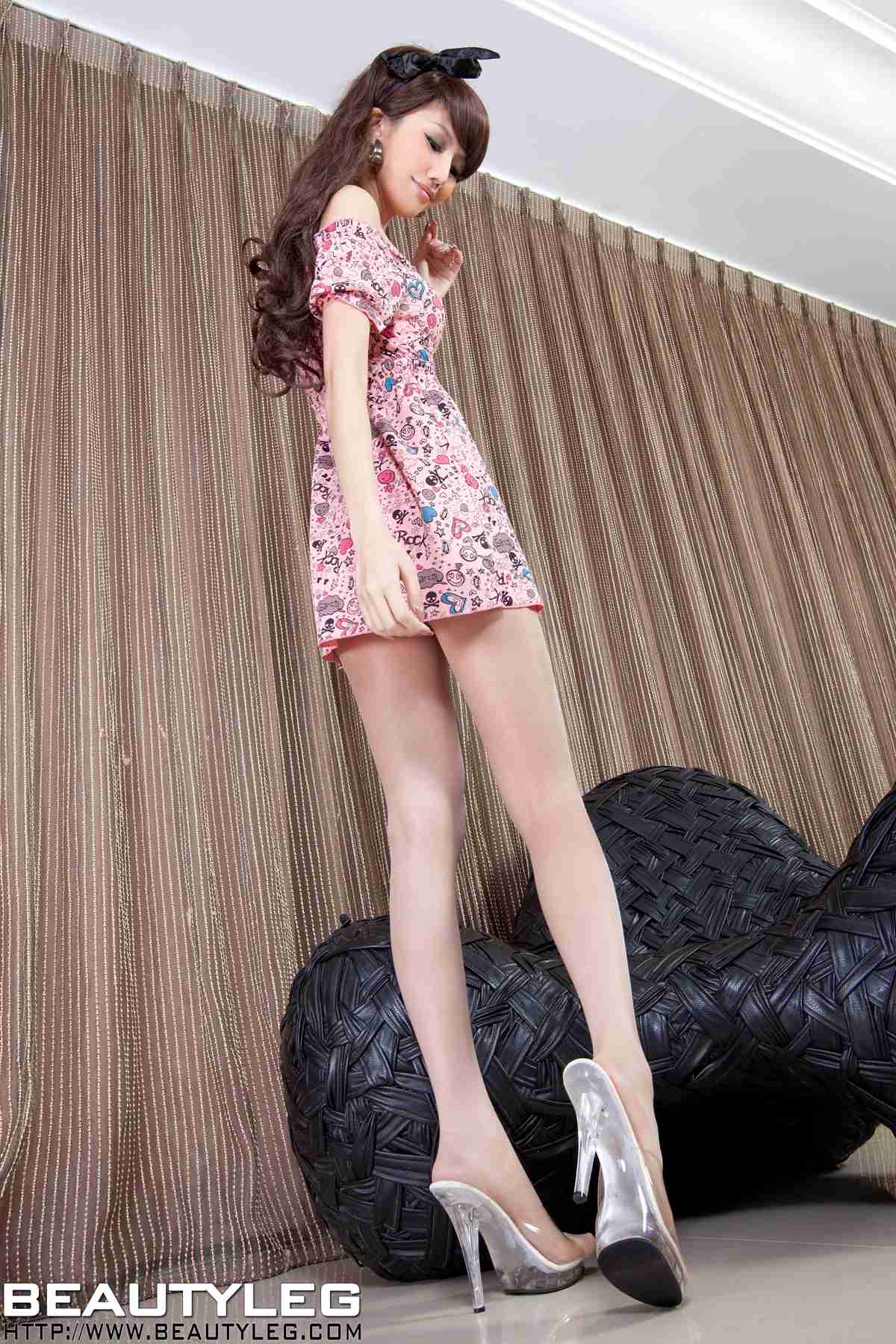 [BeautyLeg] No.673 Michiyo 在现浏览第11张