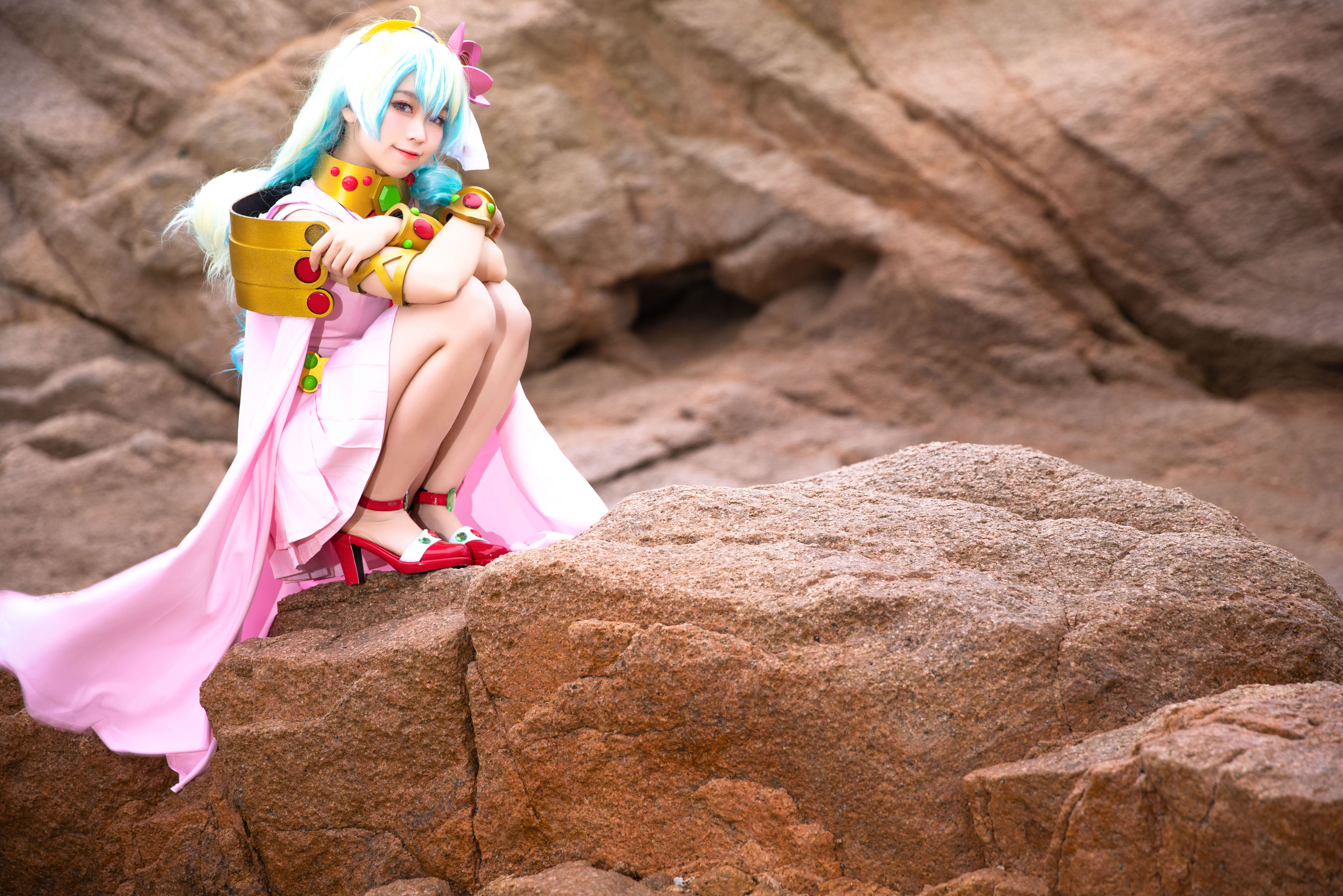 [网红COSER写真] 动漫博主G44不会受伤 - 尼娅第2张