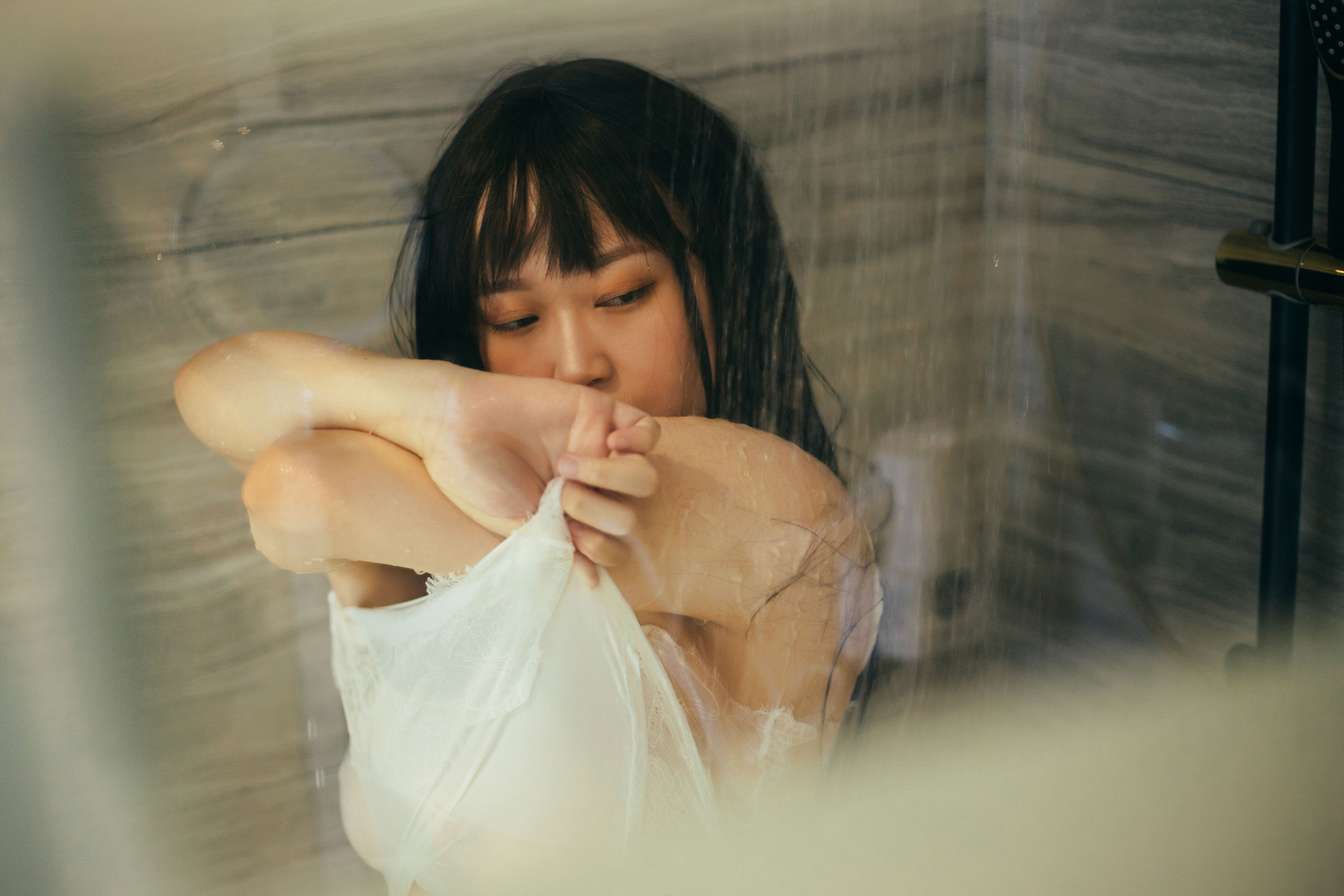 [网红COSER写真] 动漫博主维他奶泽 - 睡衣湿身第7张