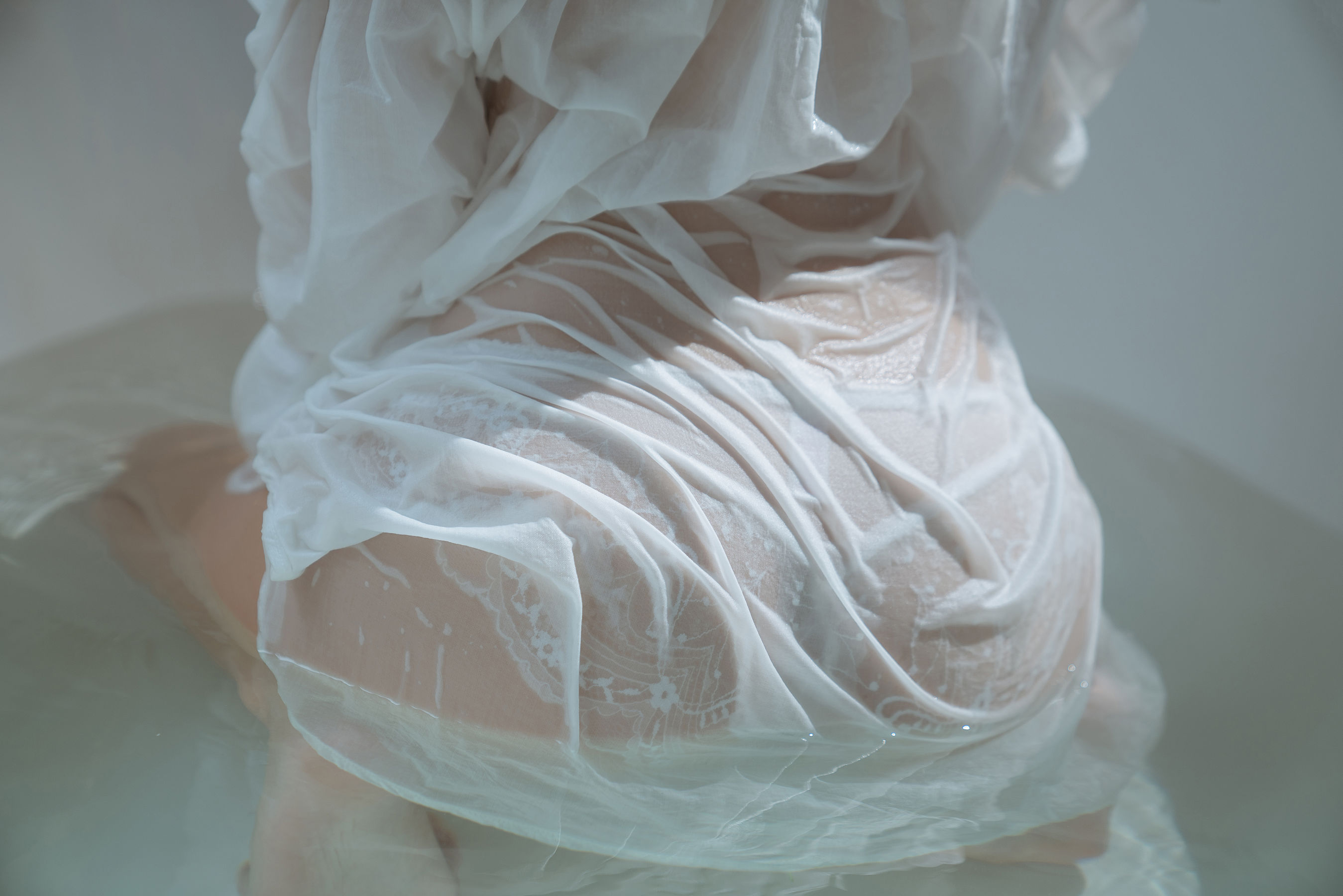 [COS福利] 阳光美少女萌芽儿o0 - 浴缸第19张