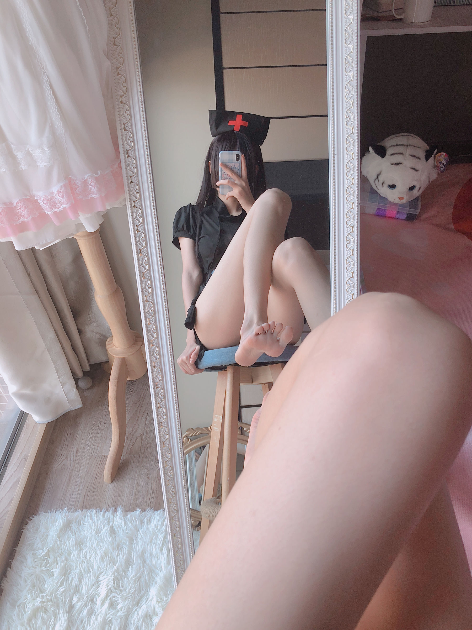 [COS福利] 萌妹子眼酱大魔王w - 黑护士第3张