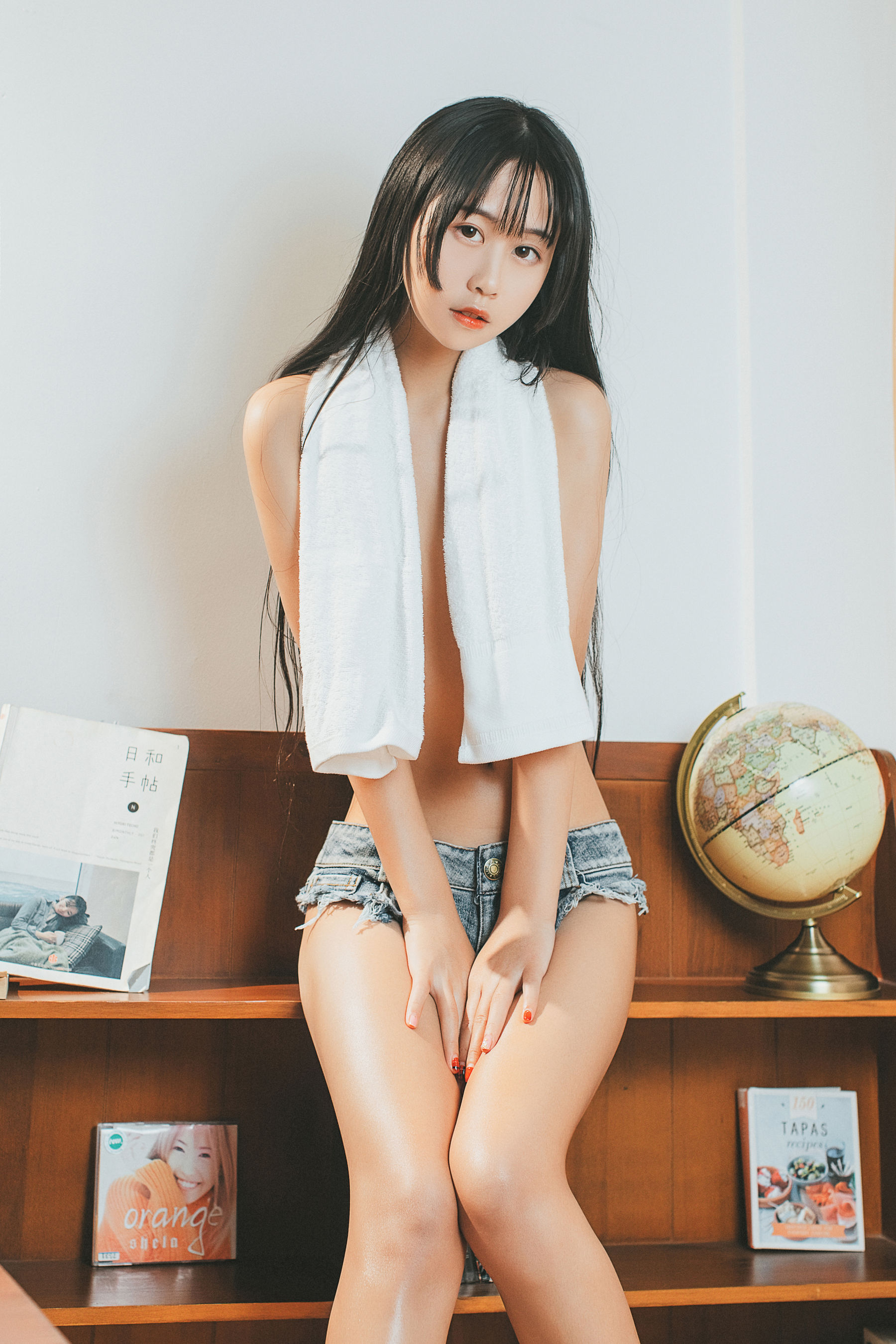 [COS福利] 阳光美少女萌芽儿o0 - 少女午后第1张