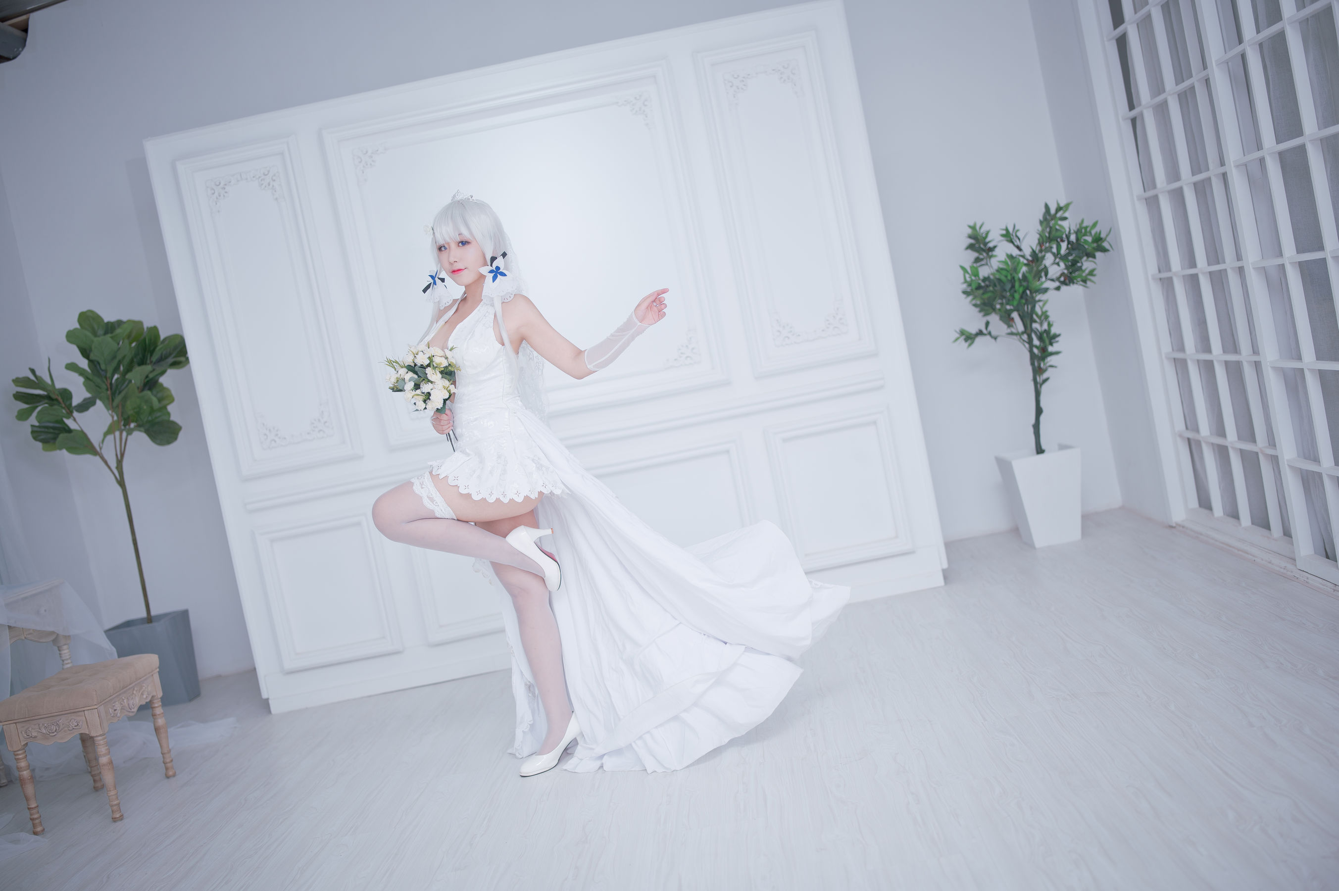 [COS福利] 动漫博主穆零Mu0 - 光辉婚纱第5张