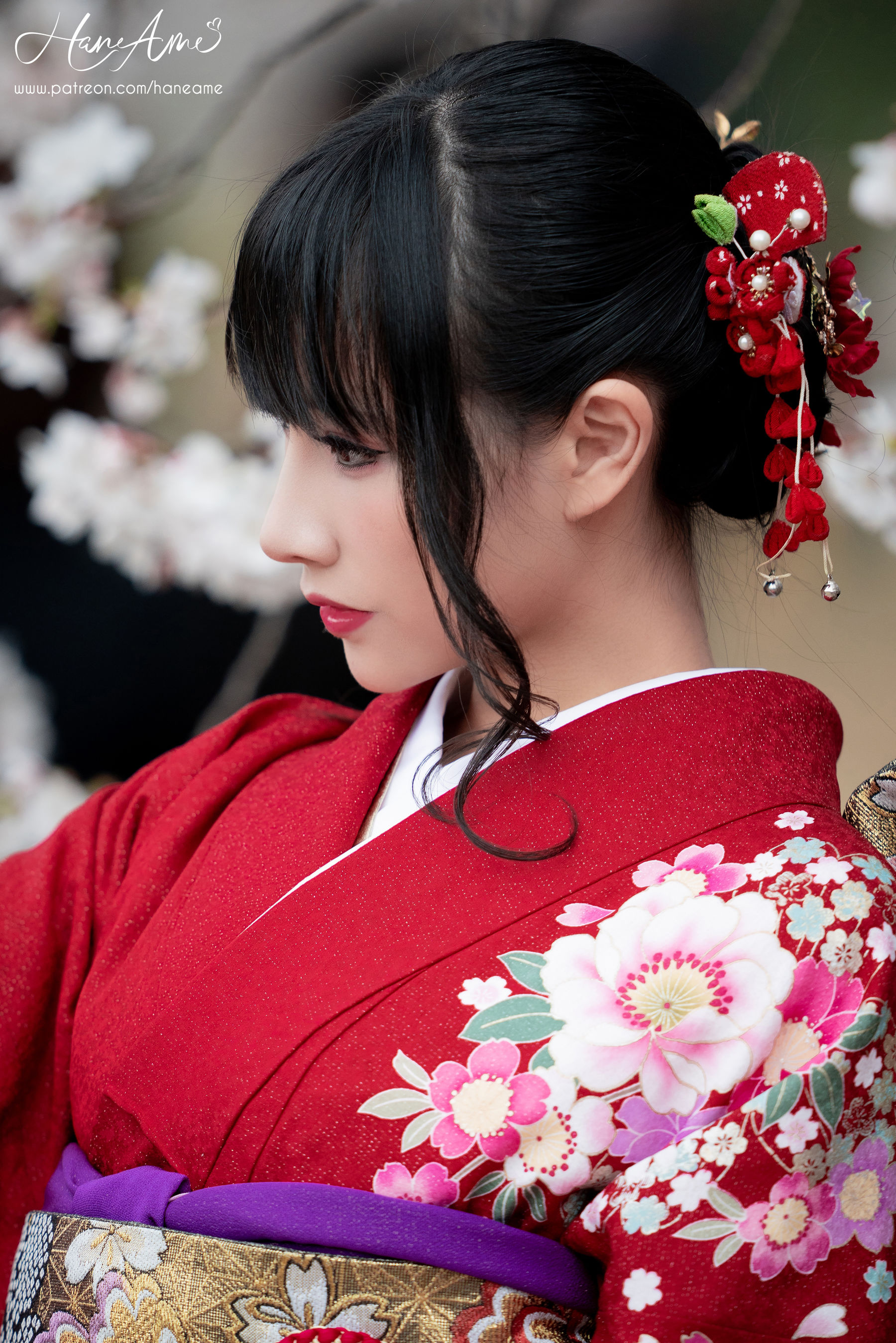 [COS福利] Hane Ame 雨波 - 赤紅和服第1张