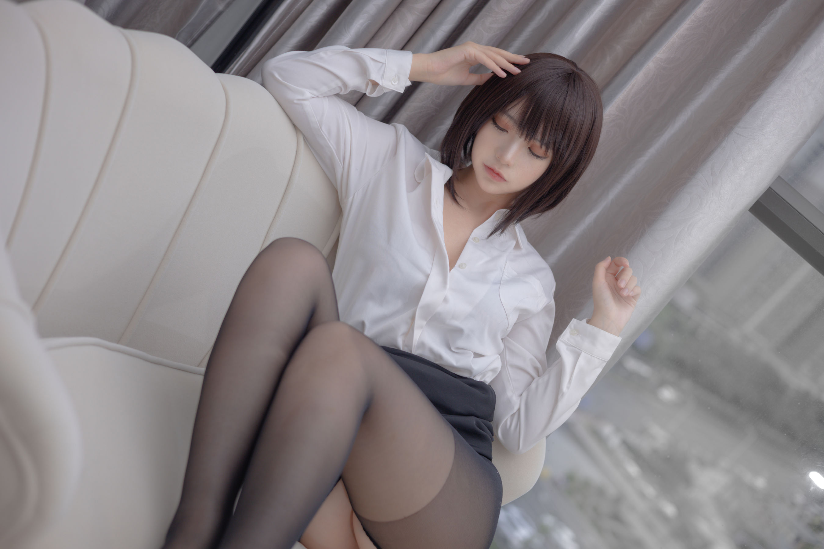 [福利COS] 疯猫ss - 黑丝OL第8张