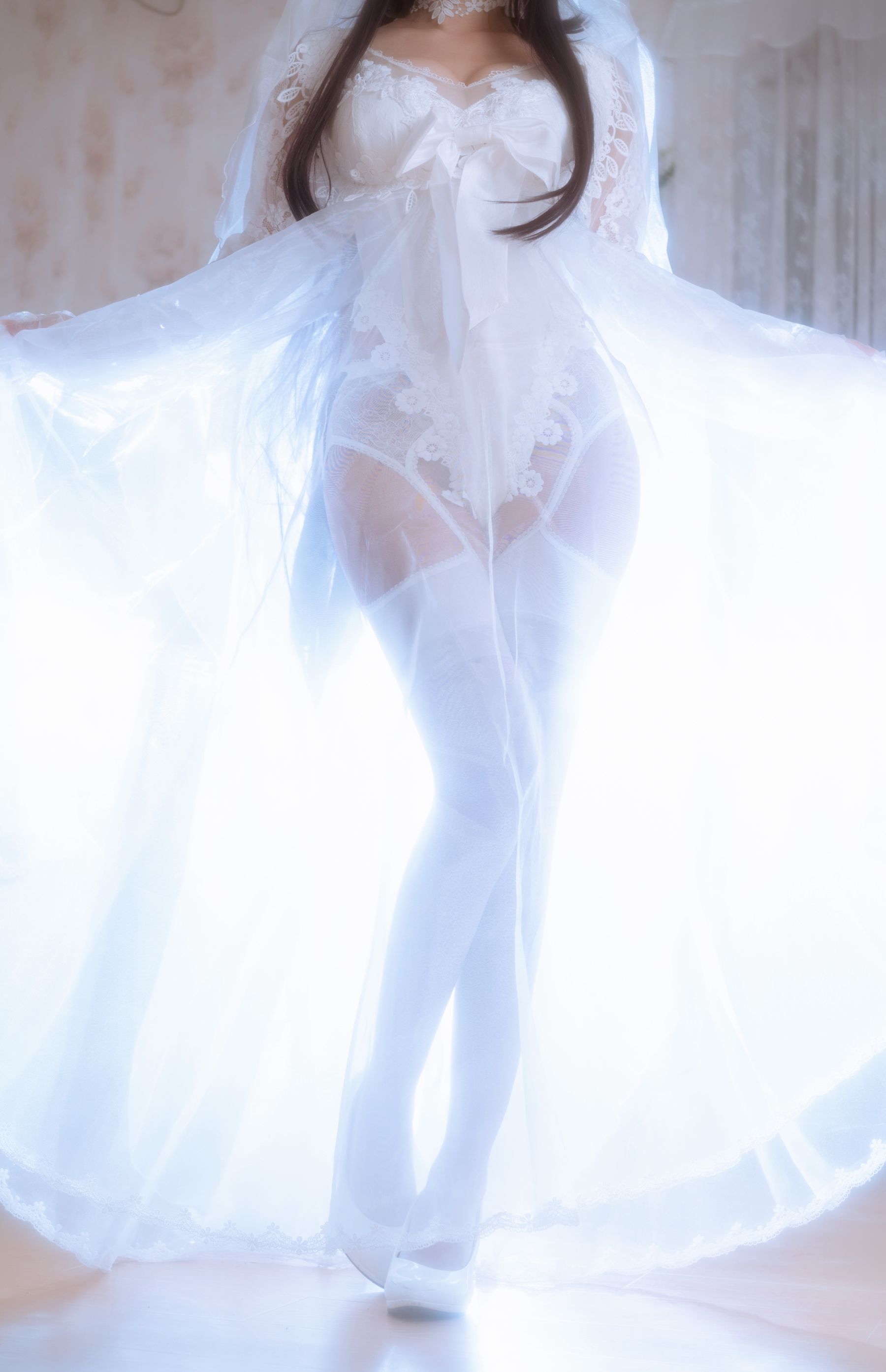 [福利COS] 白嫩美少女鬼畜瑶 - 婚纱第3张