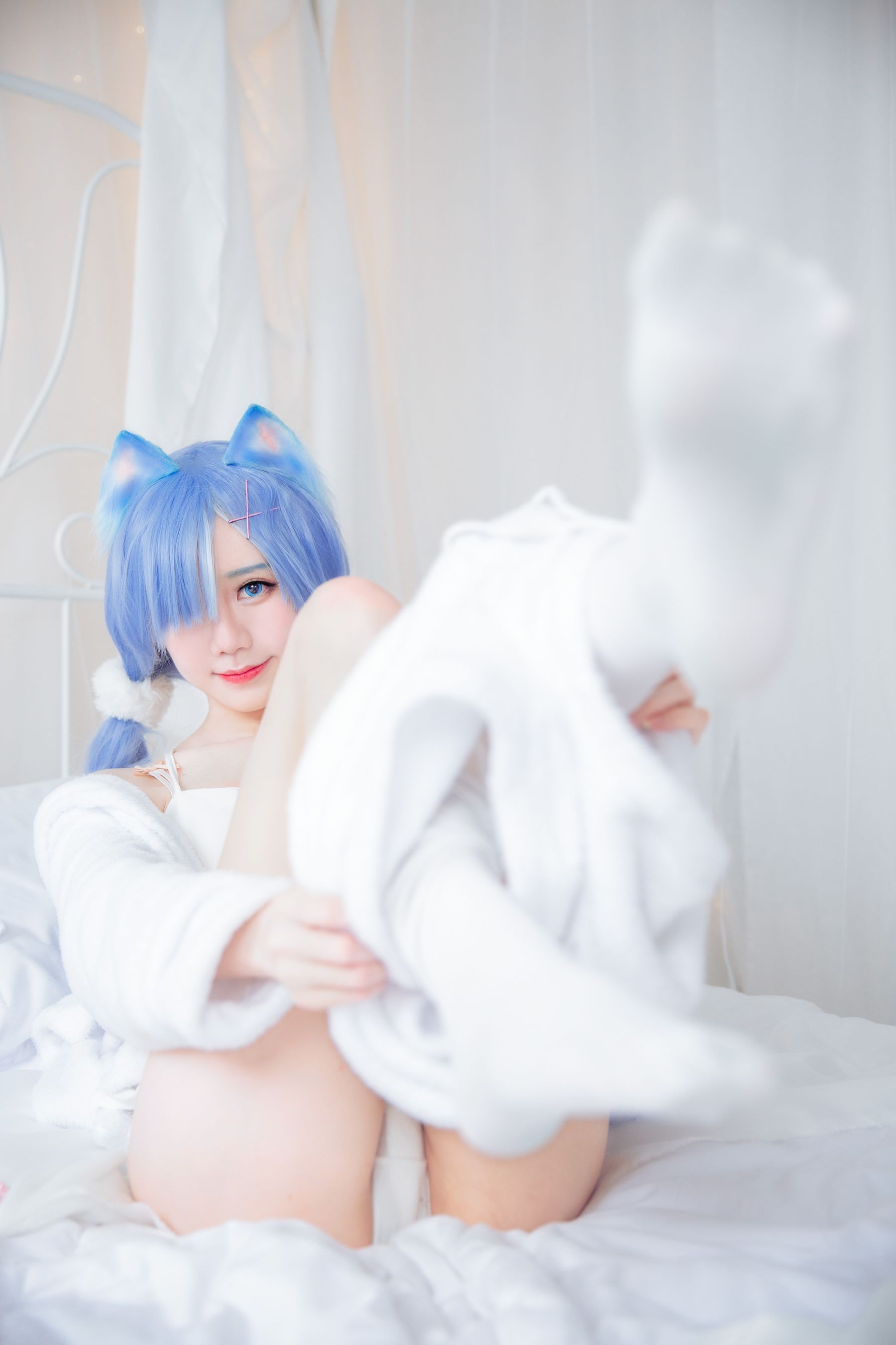 [网红COS] Sally Dorasnow - Rem White Kitty第13张