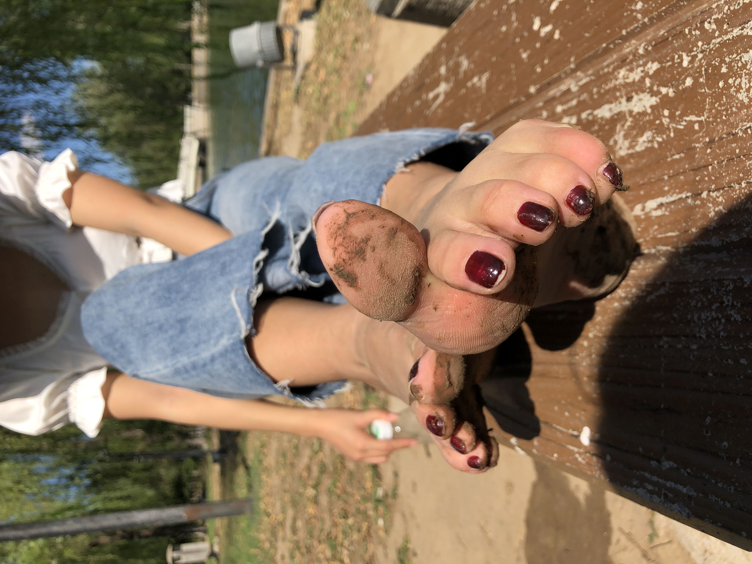 [福利COS] 安乔乔儿(Nia乔乔) No.007 乔乔脏脚底第29张