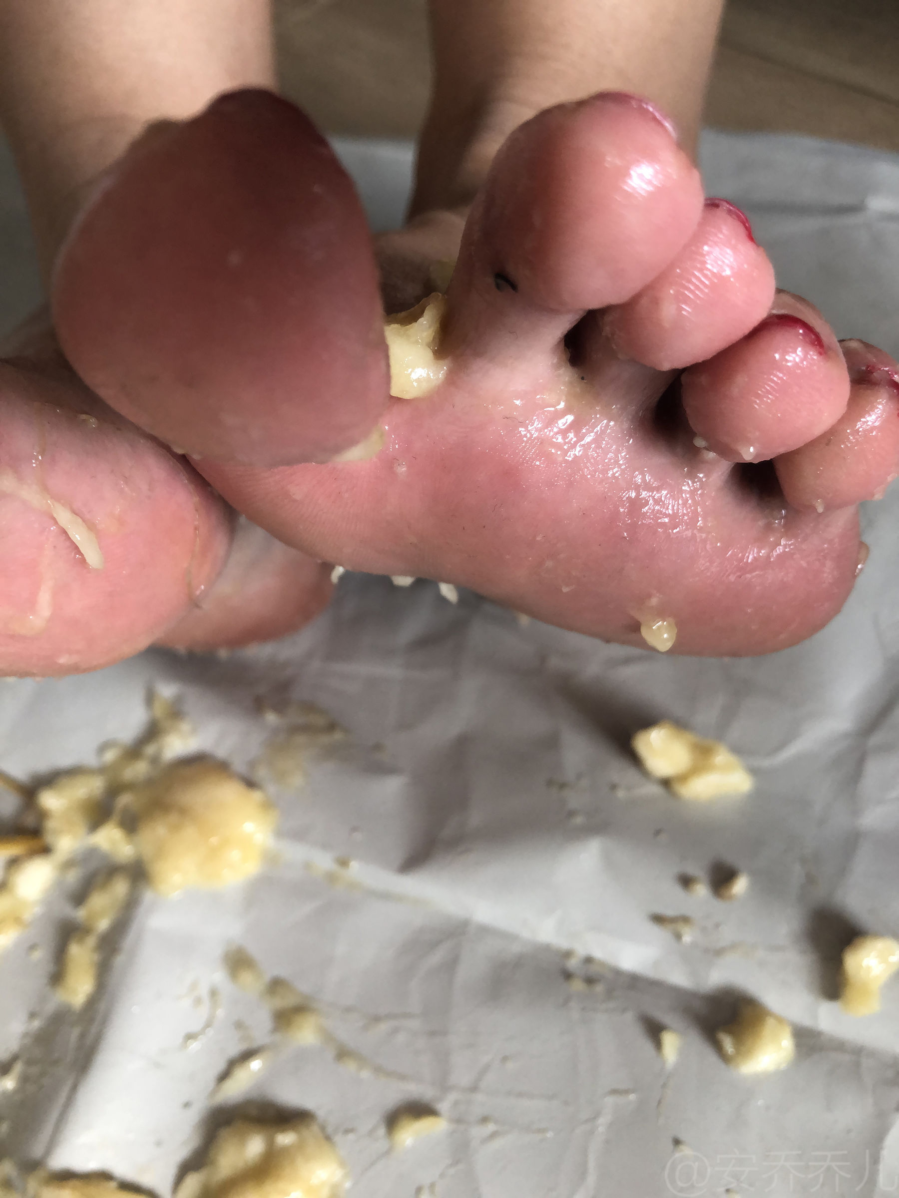 [福利COS] 安乔乔儿(Nia乔乔) No.009 踩香蕉第43张