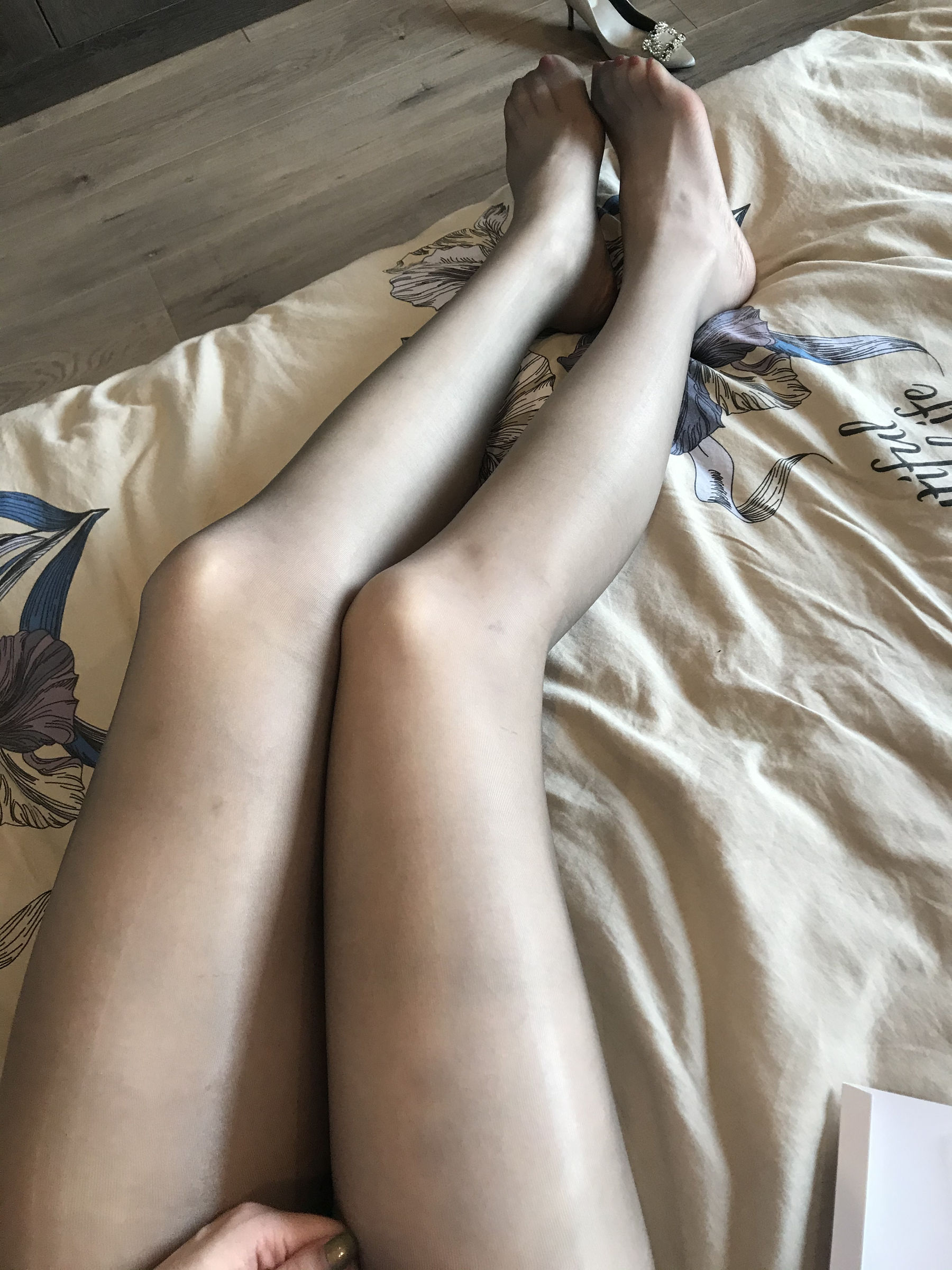 [福利COS] 丝足博主麋鹿_Monroe 2020.04.15 御姐薄丝第12张