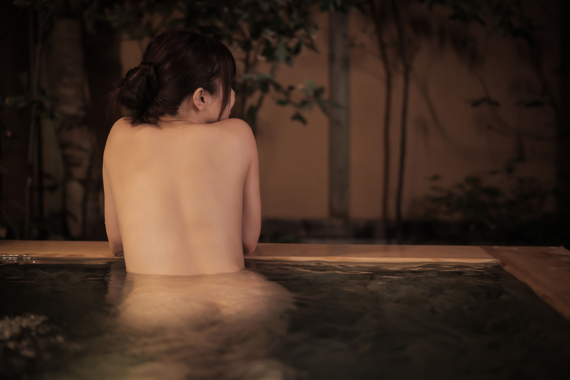 [福利COS] Mai Shirota 白田まい 白田まいと、貸切温泉と、濃厚接触第61张