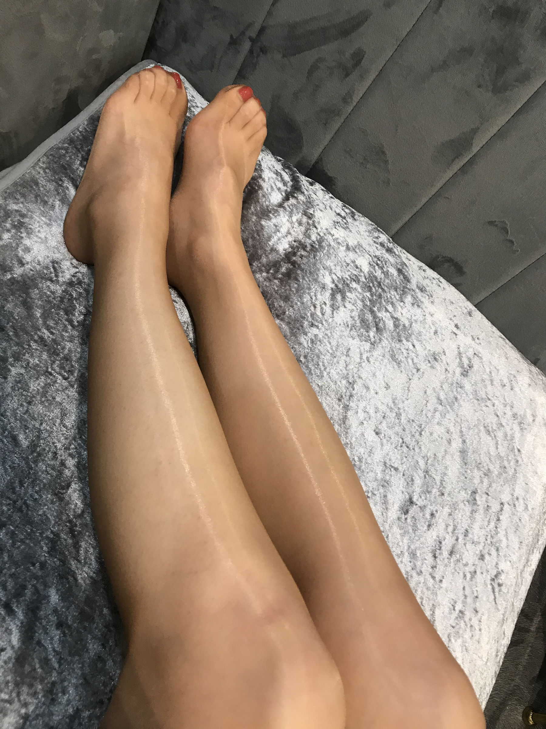 [福利COS] 丝足博主麋鹿_Monroe 2020.04.29 肉色亮丝第21张