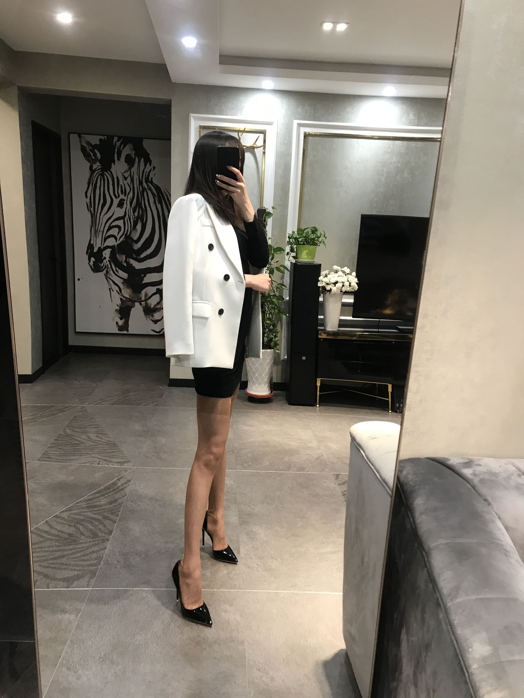 [福利COS] 丝足博主麋鹿_Monroe 2020.04.09 桃肉吊袜第1张