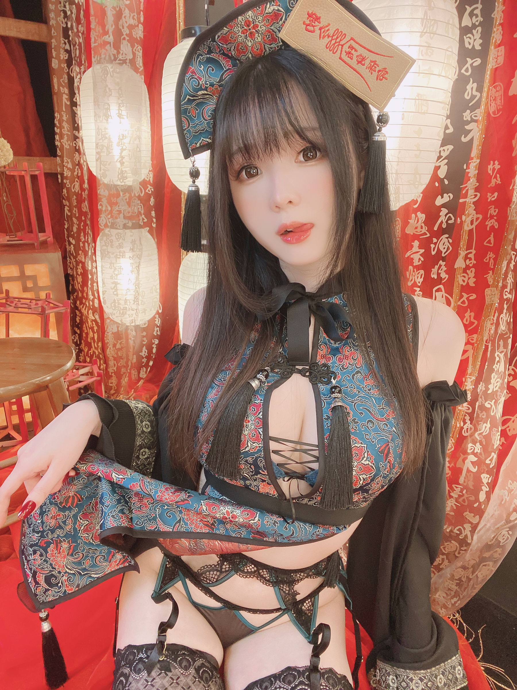 [福利COS] 微博妹纸霜月shimo - キョンシーちゃん自撮り第7张