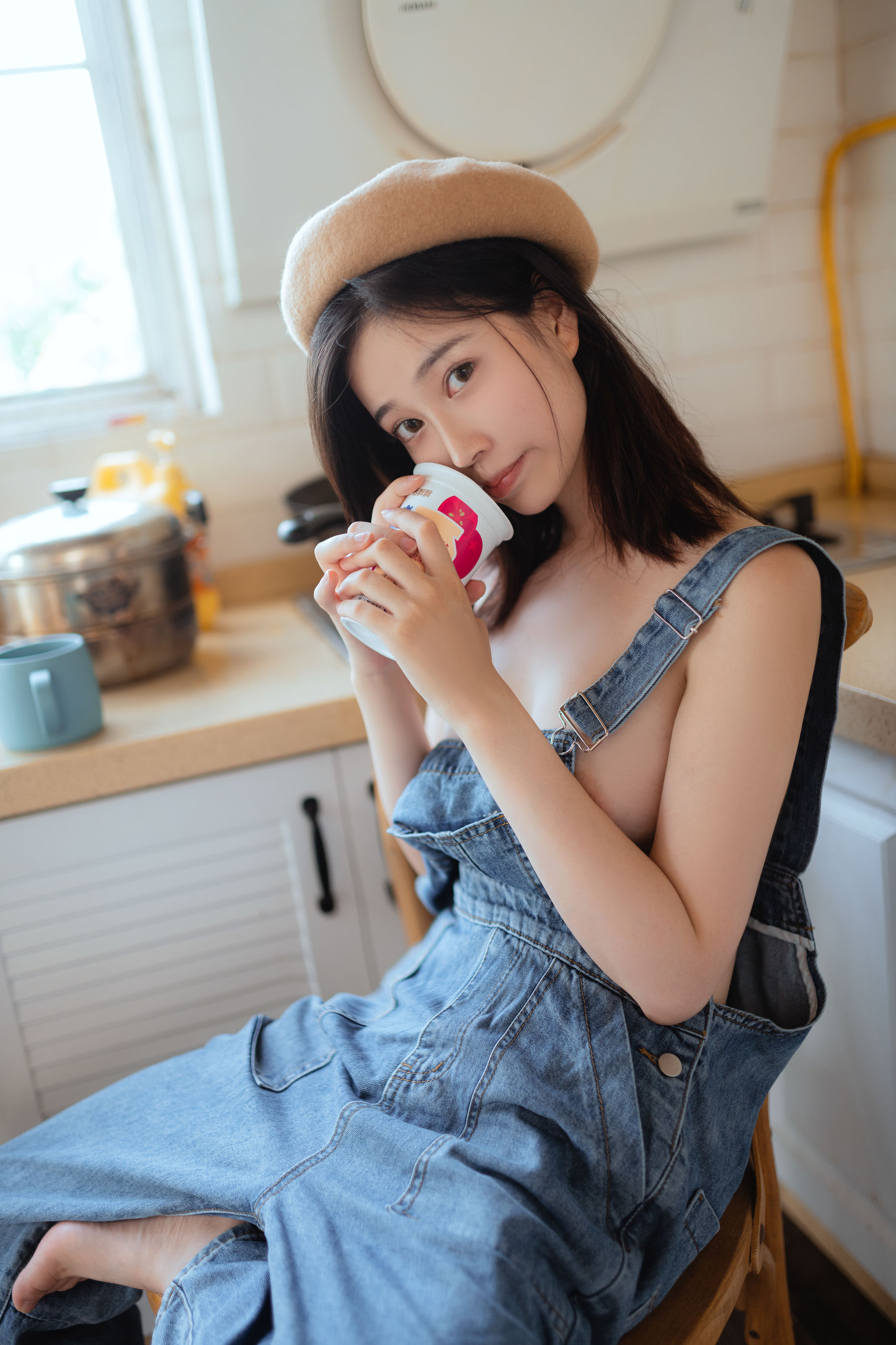 [福利COS] Nnian - 背带裤第2张