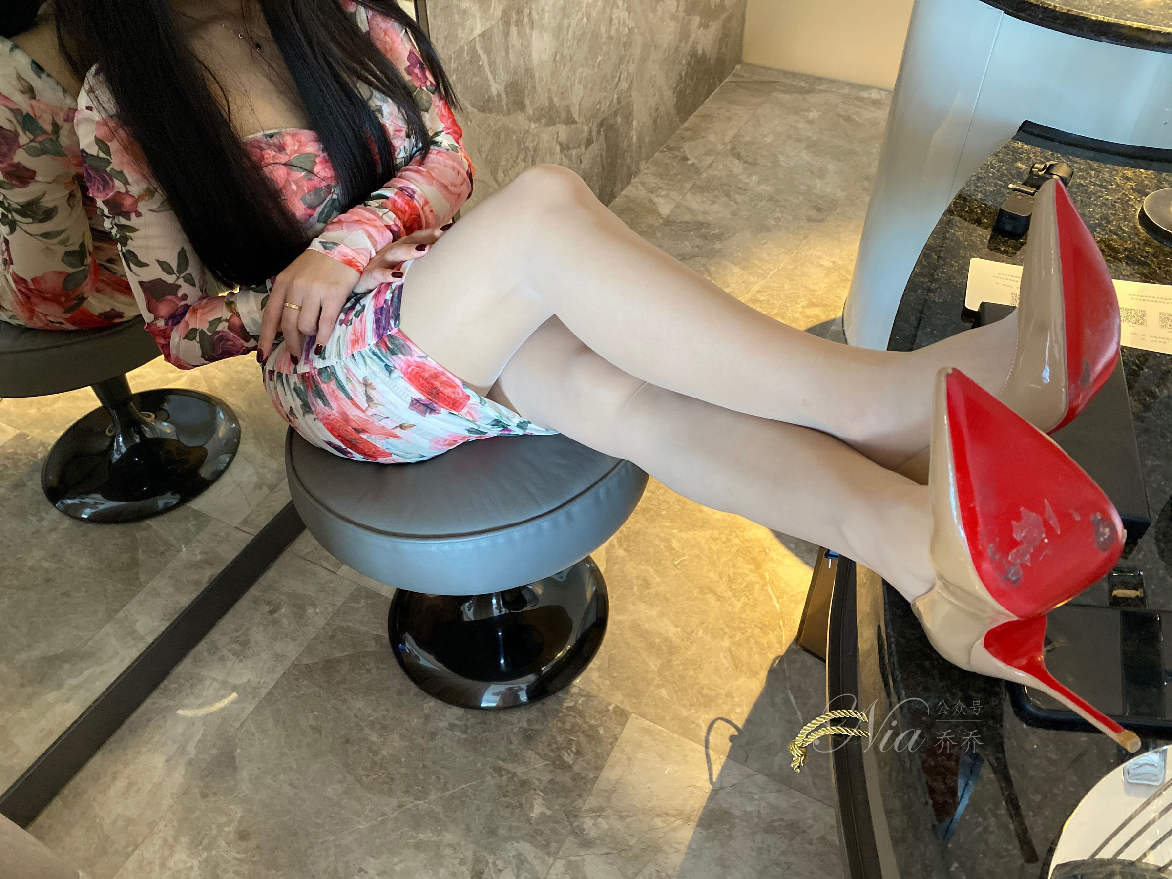 [福利COS] 安乔乔儿(Nia乔乔) No.030 温柔少妇风第9张