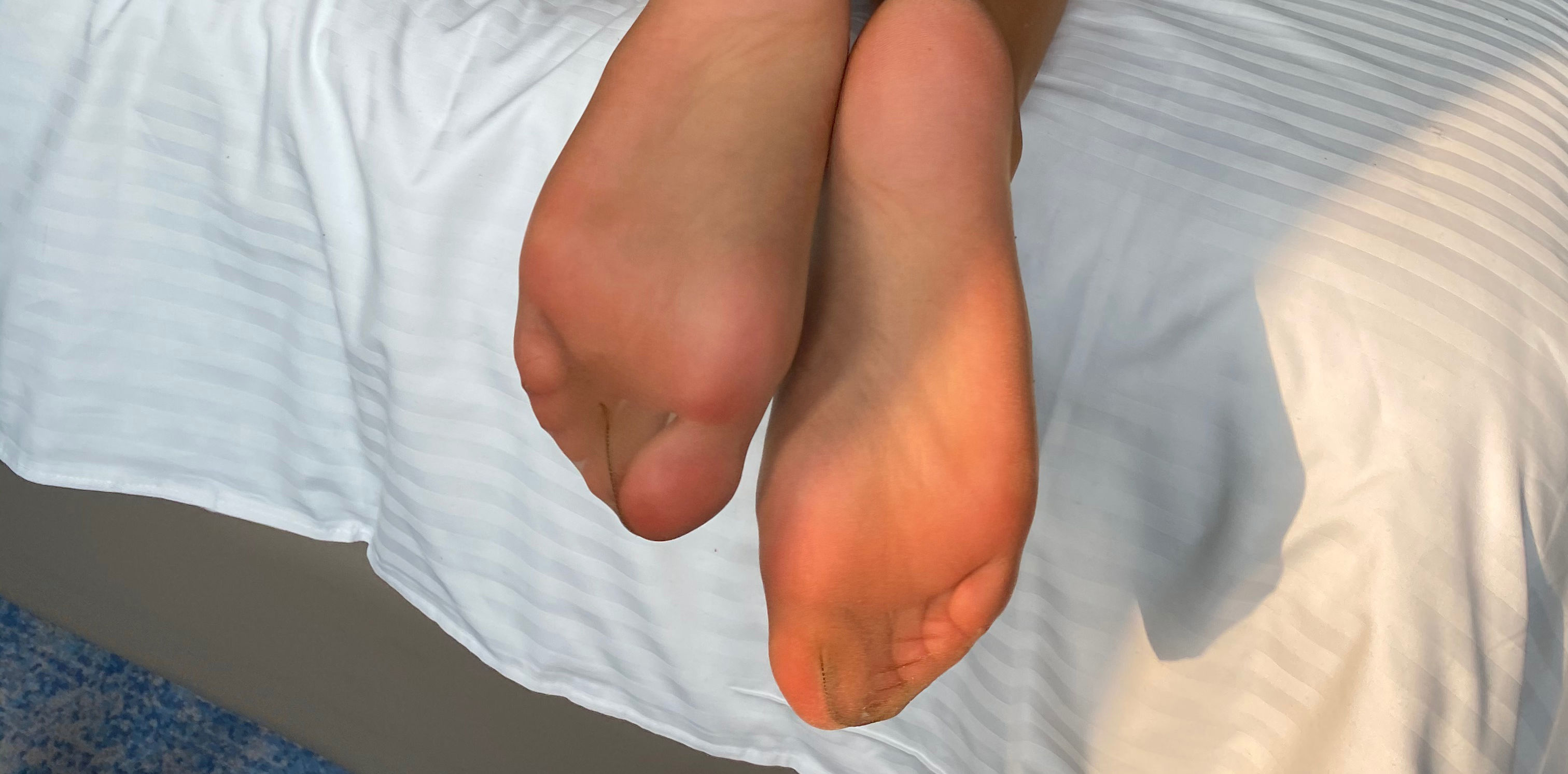 [福利COS] 安乔乔儿(Nia乔乔) No.033 包臀裙肉丝第9张