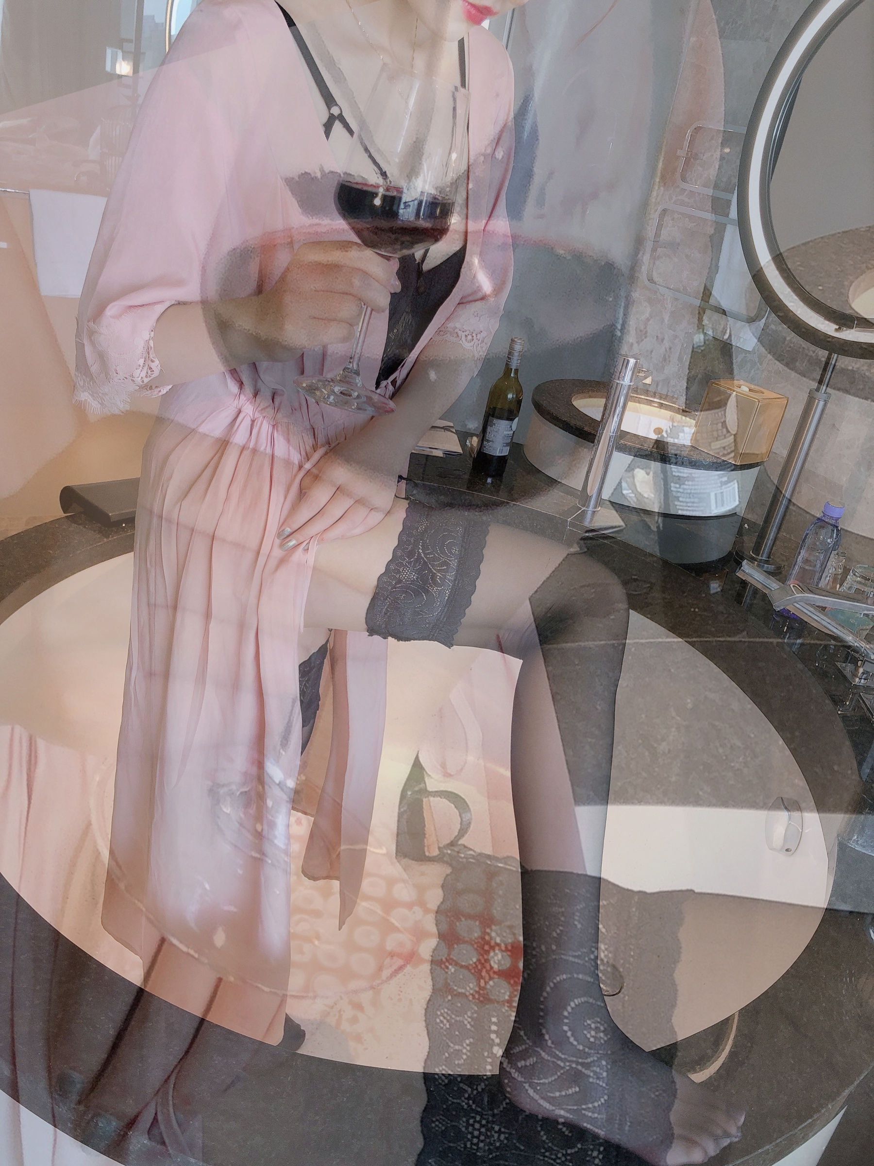 [福利COS] 安乔乔儿(Nia乔乔) No.025 宿醉第20张