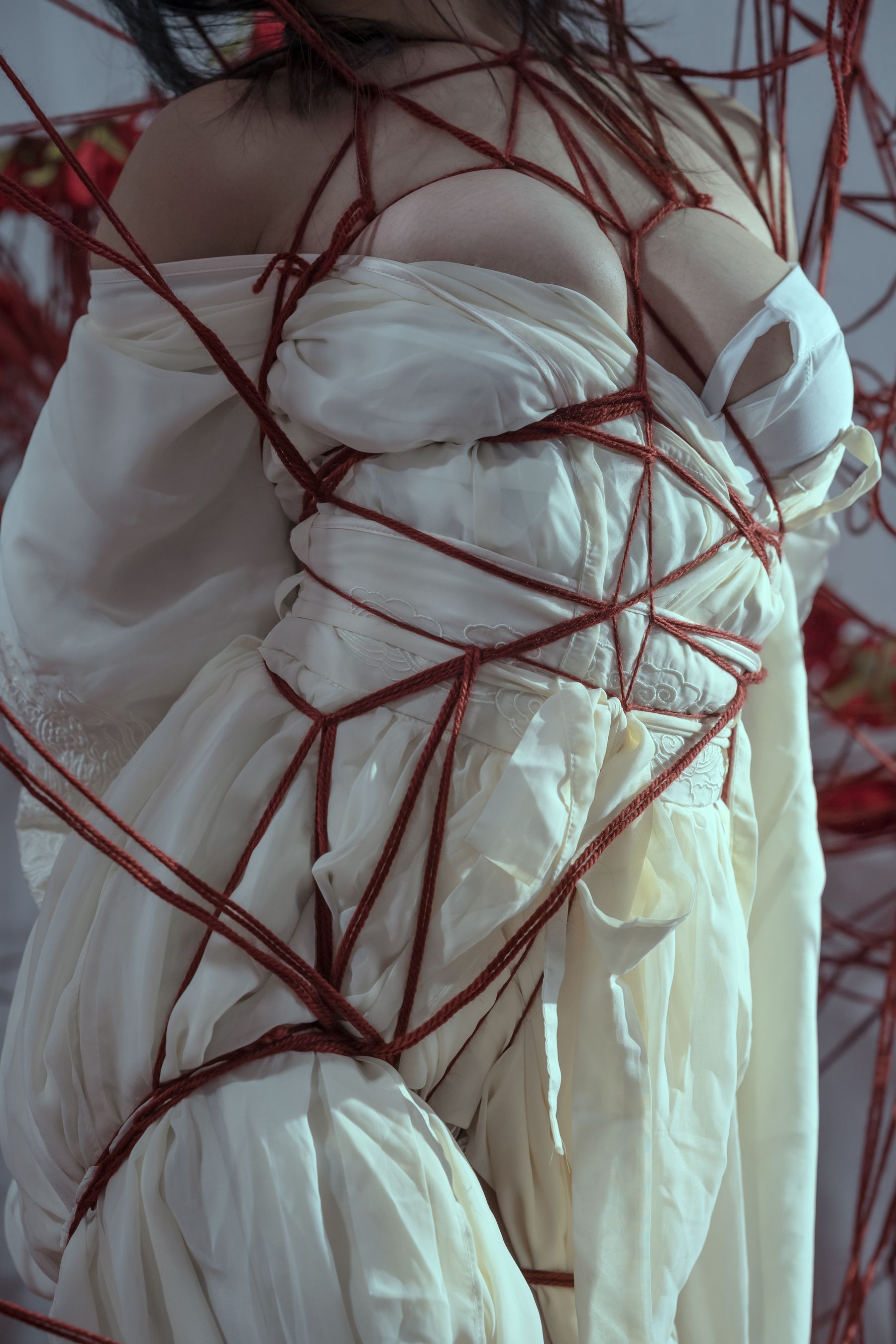 [福利COS] 云溪溪 - 奶桃 囚鸟第8张