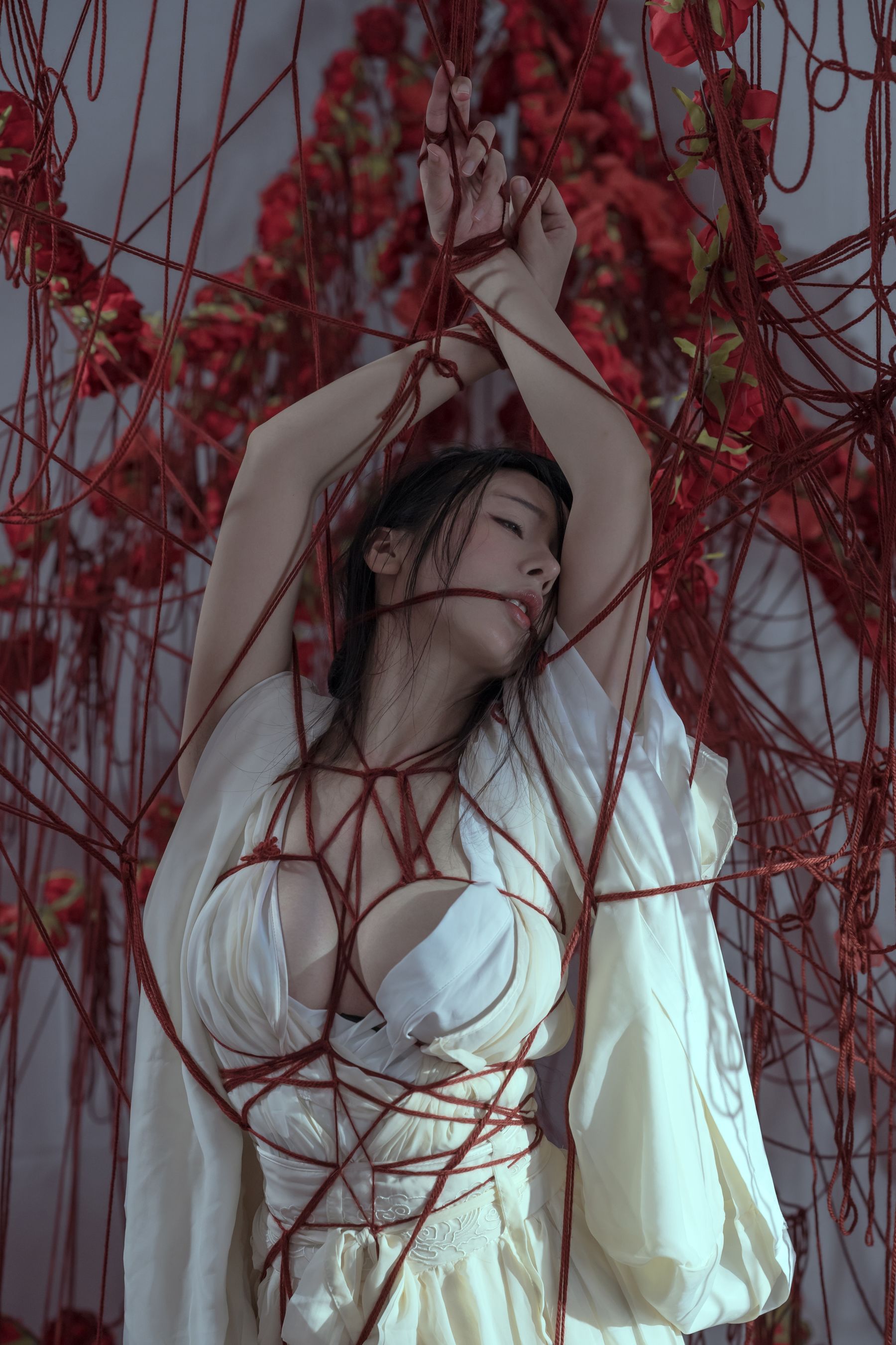 [福利COS] 云溪溪 - 奶桃 囚鸟第6张