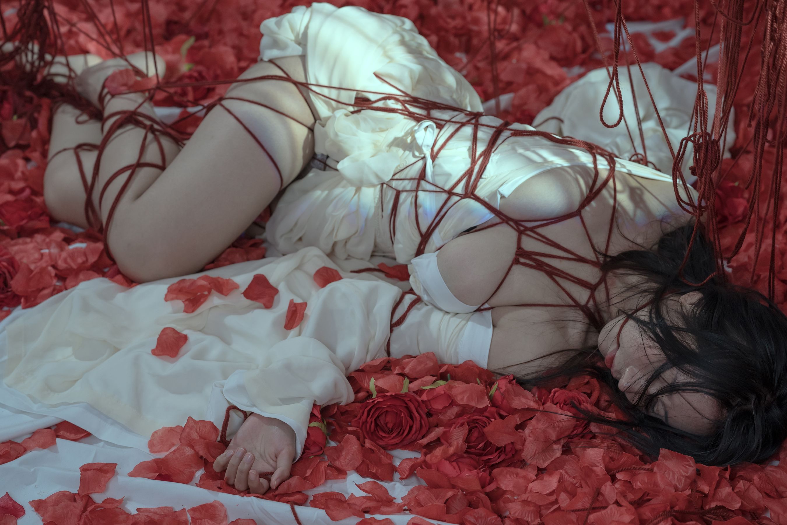 [福利COS] 云溪溪 - 奶桃 囚鸟第16张