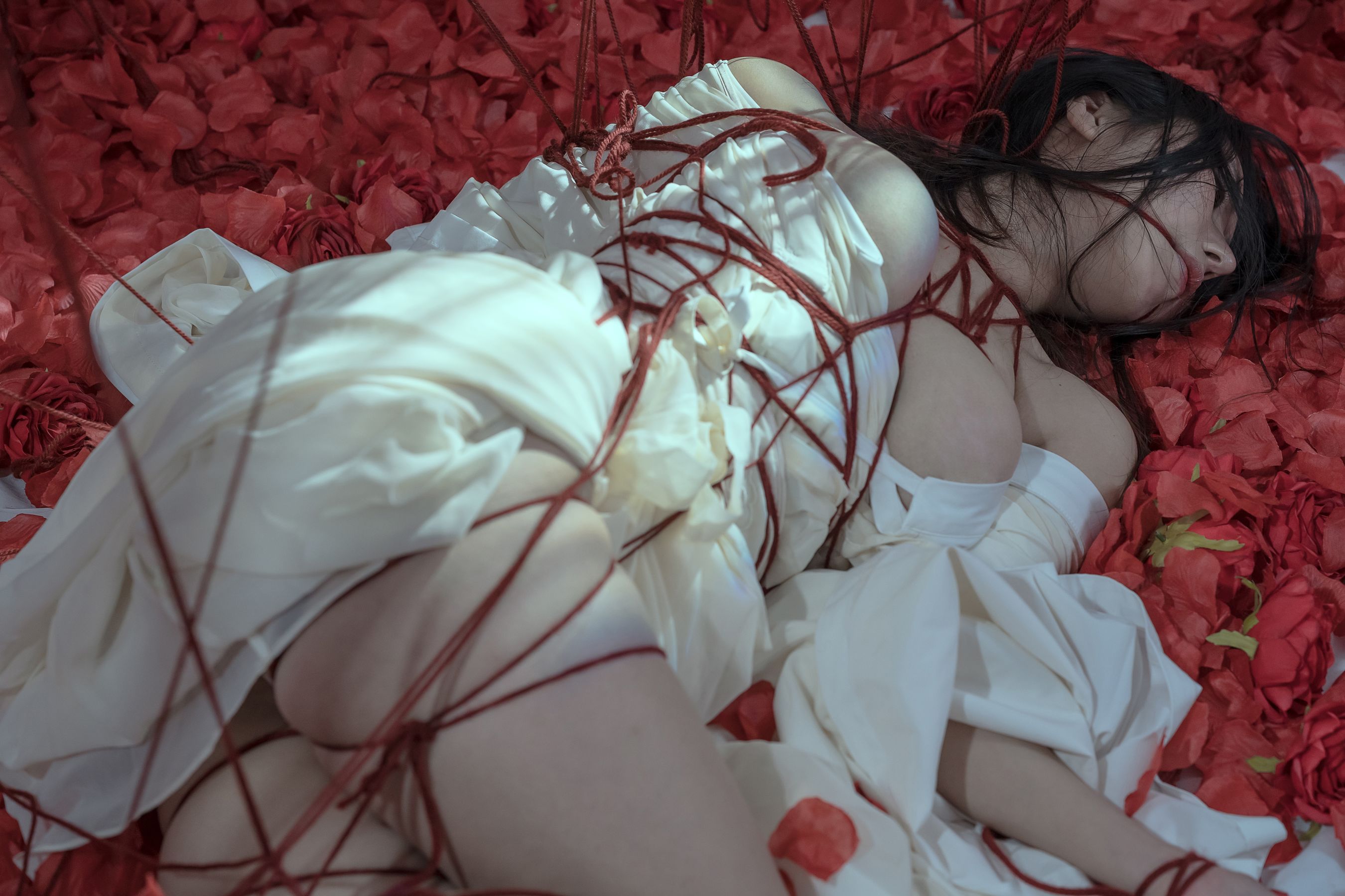 [福利COS] 云溪溪 - 奶桃 囚鸟第21张