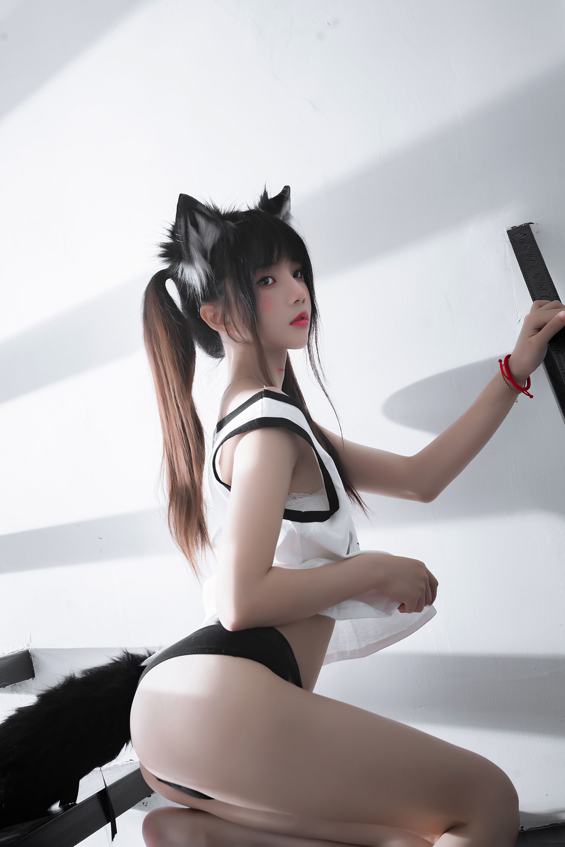 [福利COS] 桜桃喵 - 狼崽崽第18张