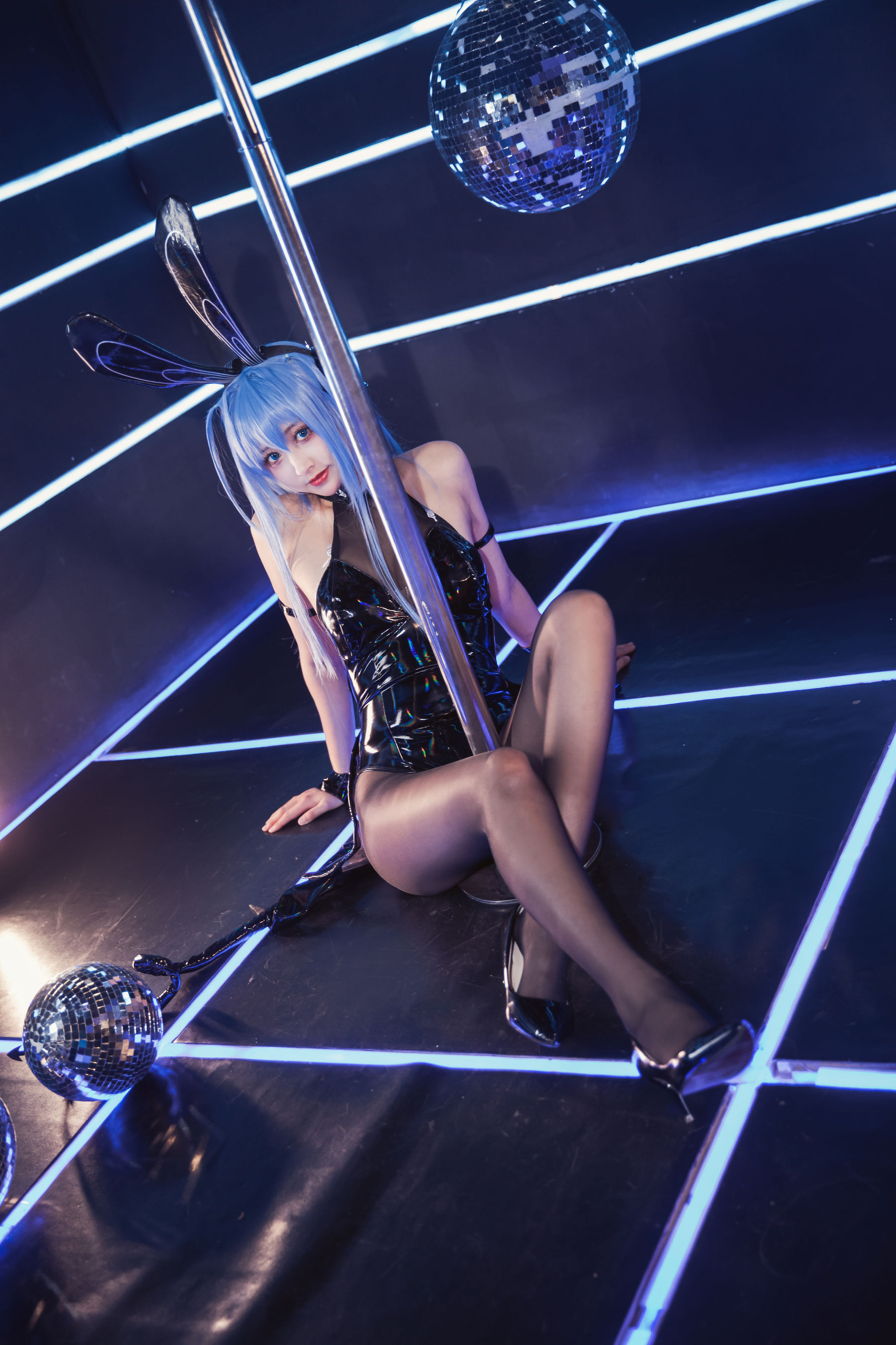 [福利COS] Luisa_零纱 - 新泽西兔女郎第7张