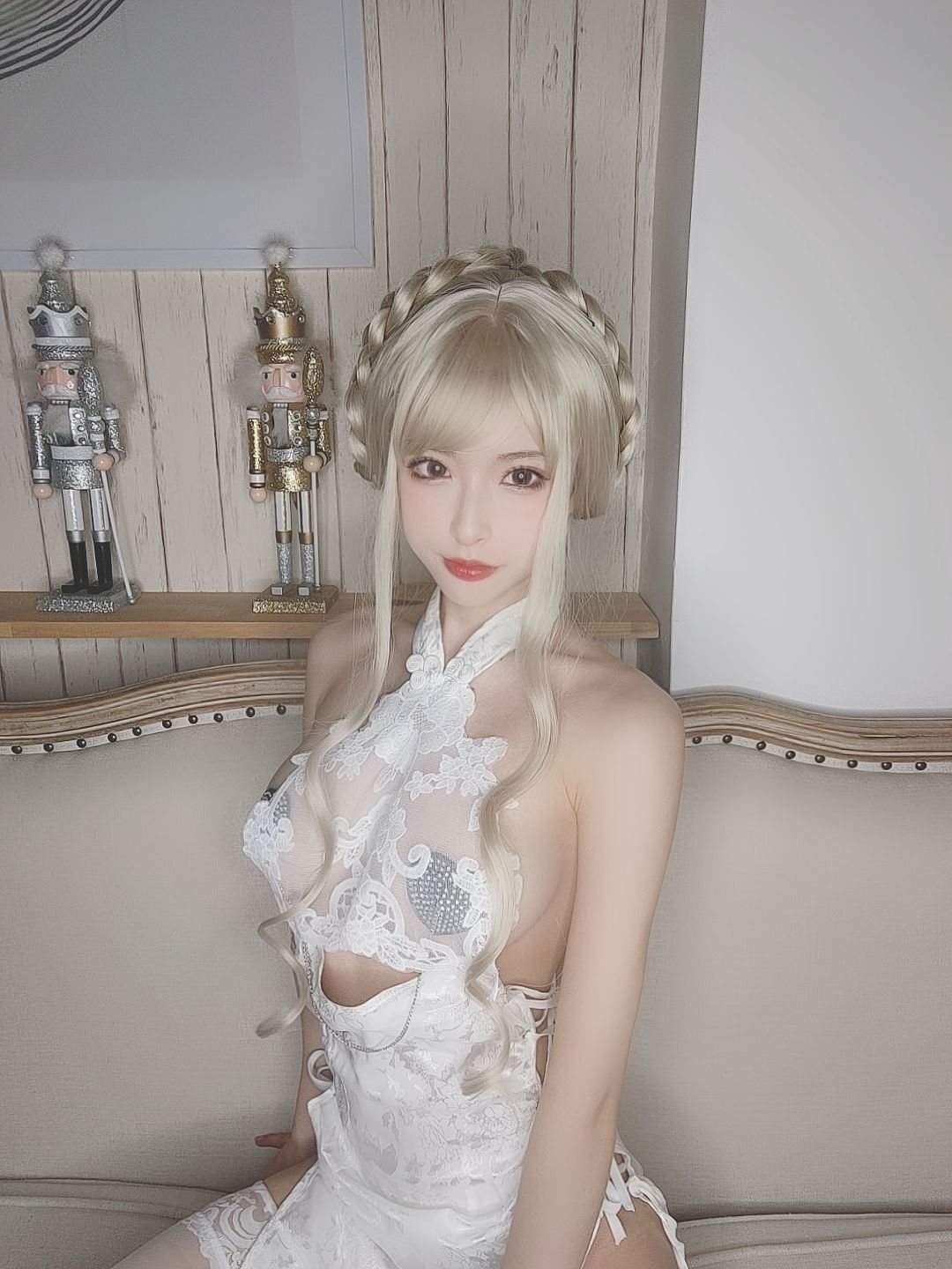 [福利COS] 尤物清水由乃 - 金发旗袍第21张