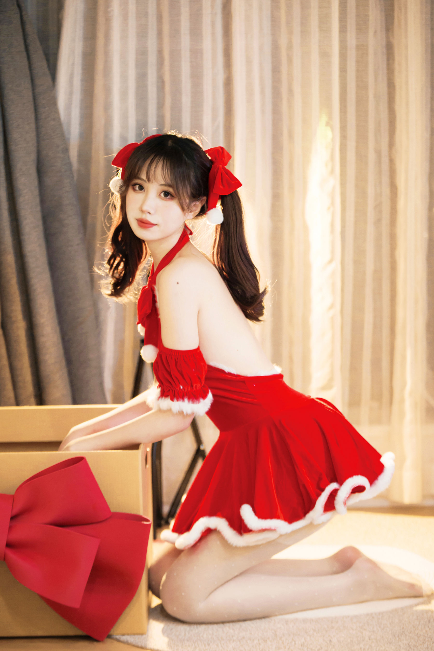 [福利COS] 次元少女念雪ww - 玫瑰礼物第3张