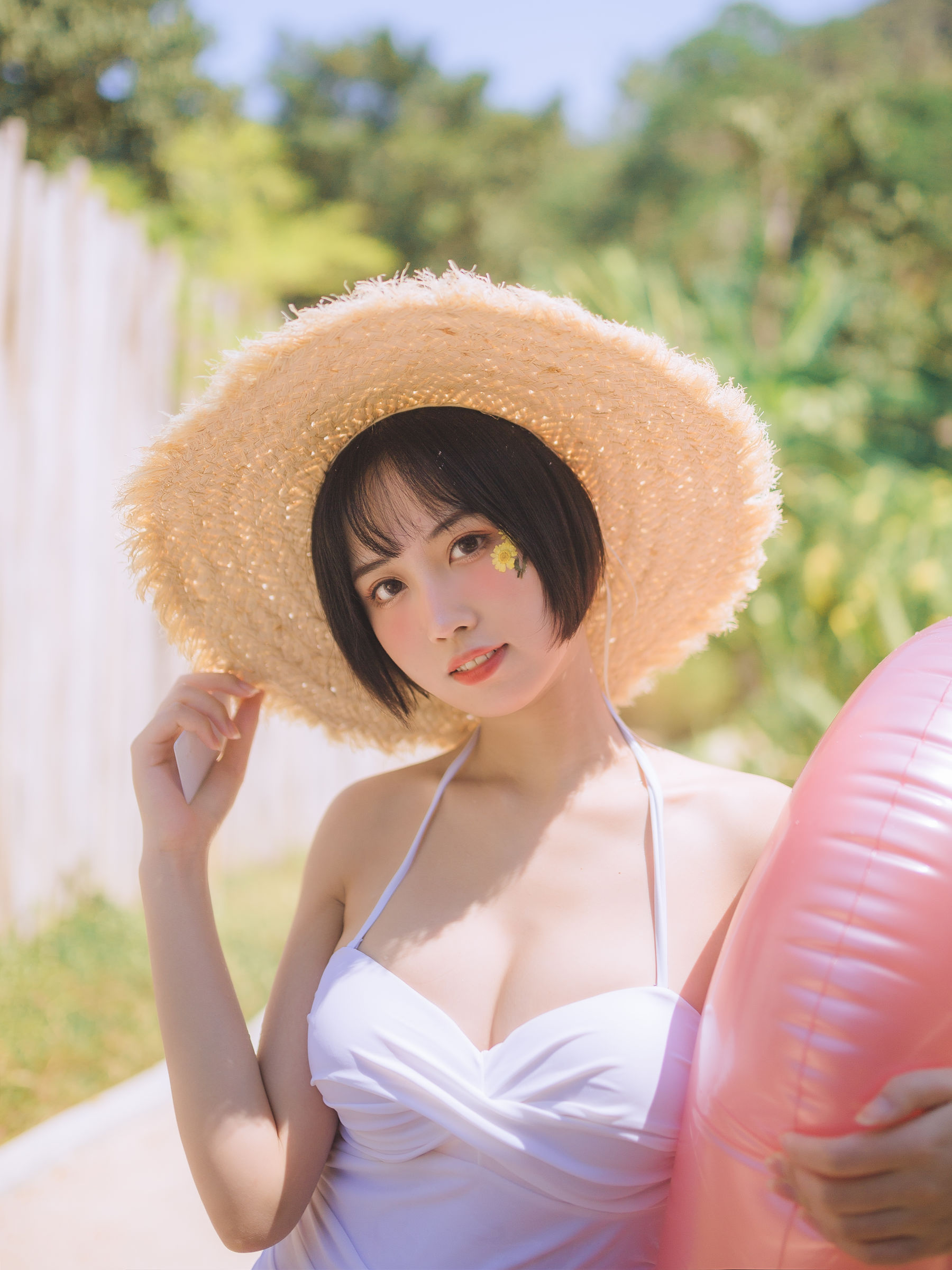 [福利COS] 次元少女念雪ww - 白色泳衣第6张