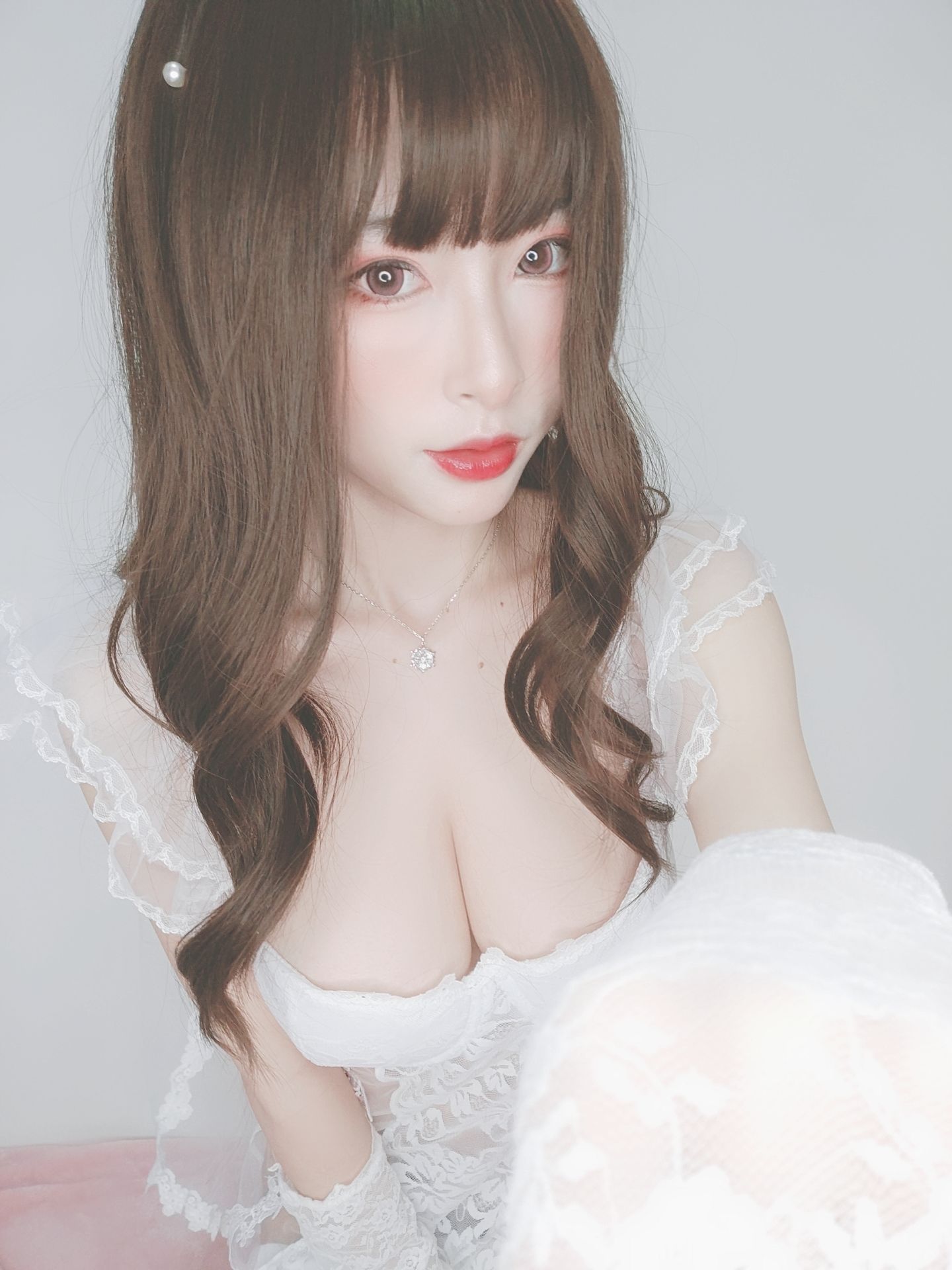 [福利COS] 尤物清水由乃 - 花嫁自拍第1张