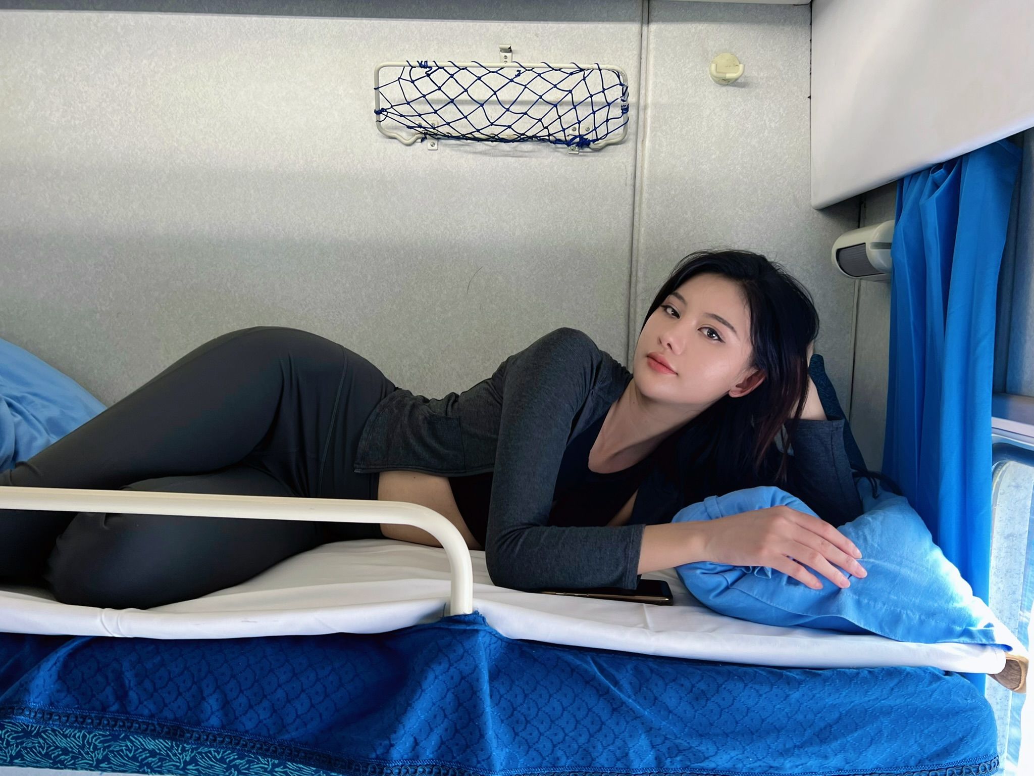 [福利COS] 美女模特Azhua19970(阿朱啊) 微密圈视图合集第13张