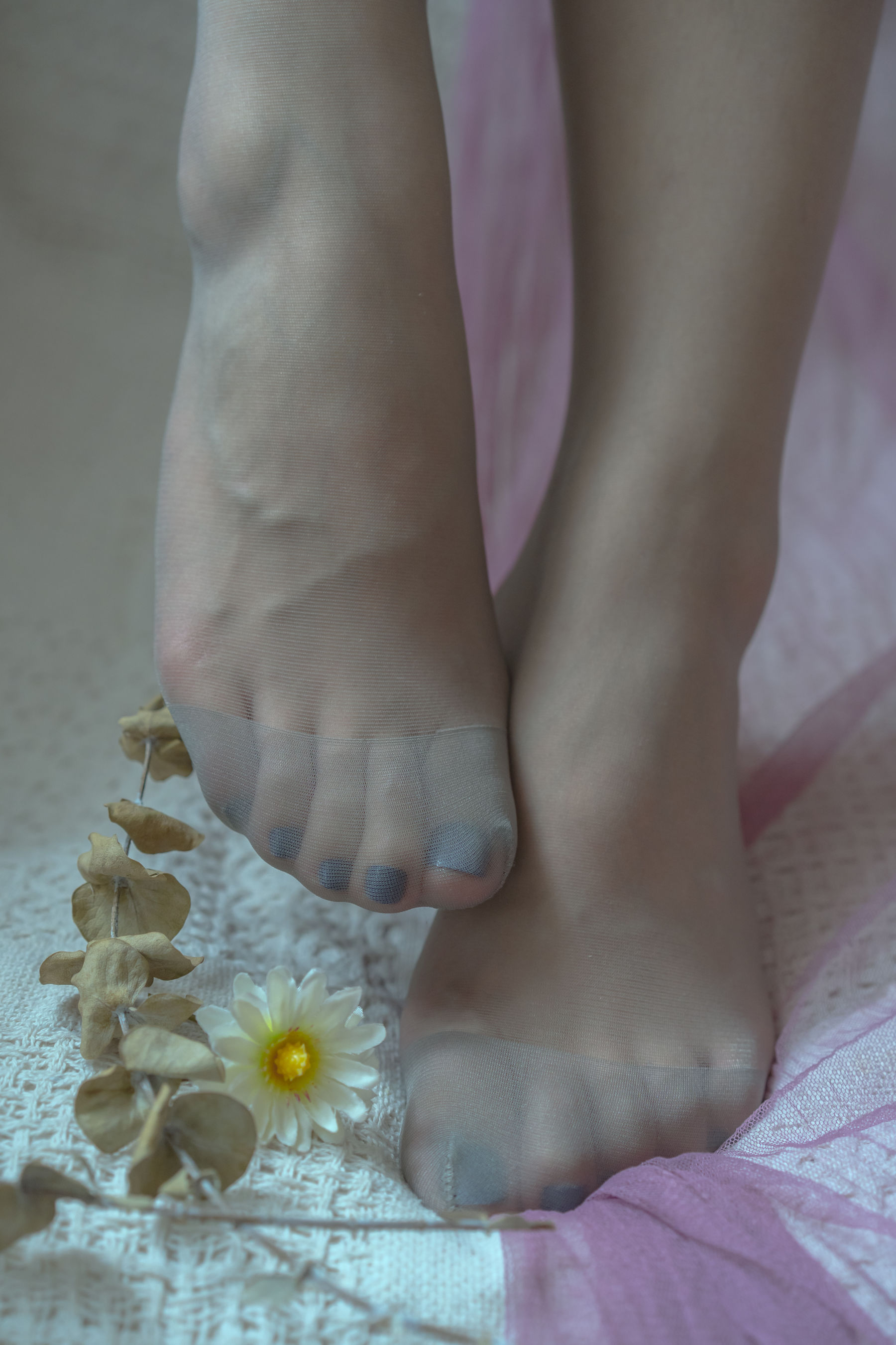 [福利COS] 云溪溪 - 奶桃 暧昧第19张