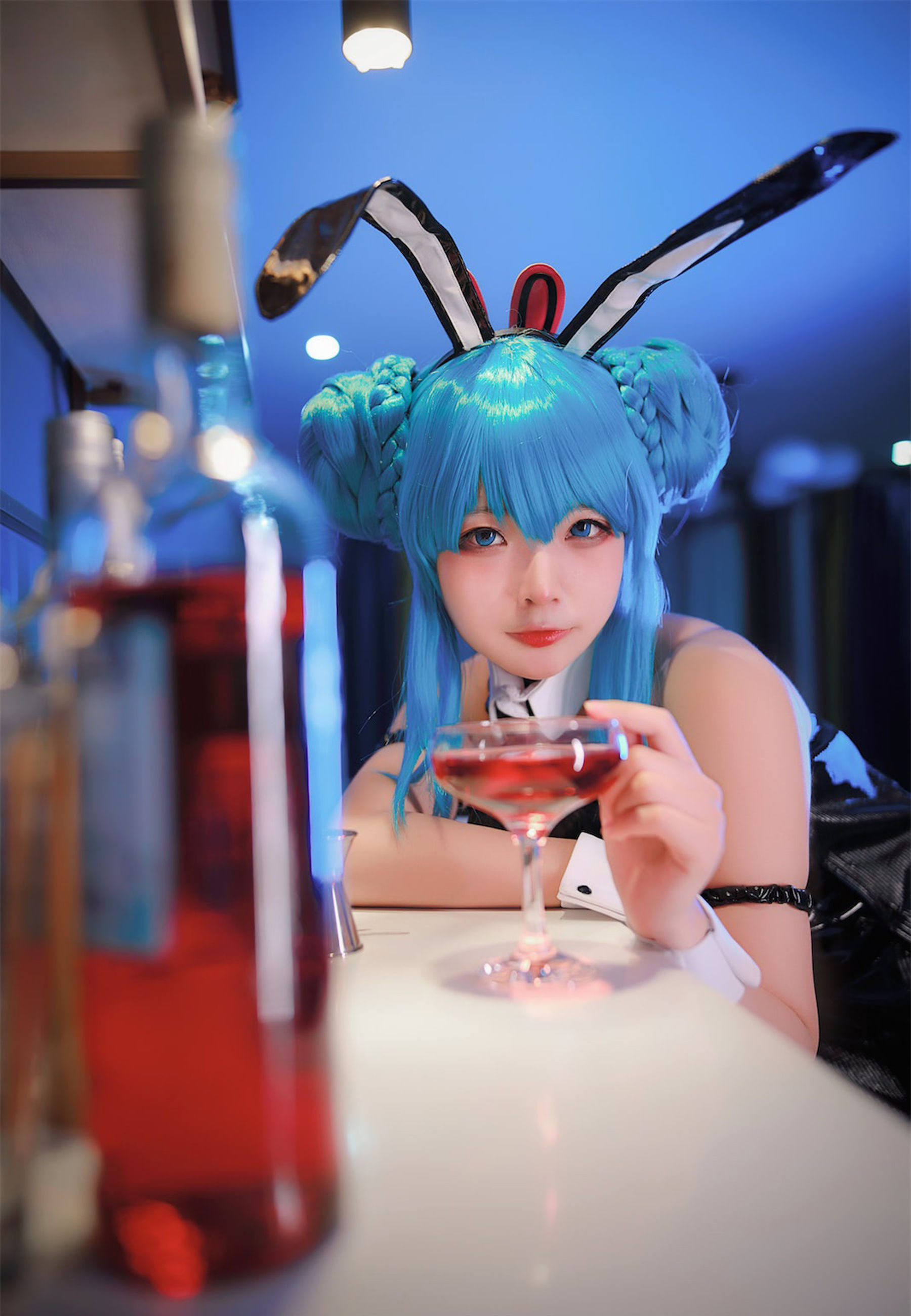[福利COS] yuuhui玉汇 - 初音黑兔第1张