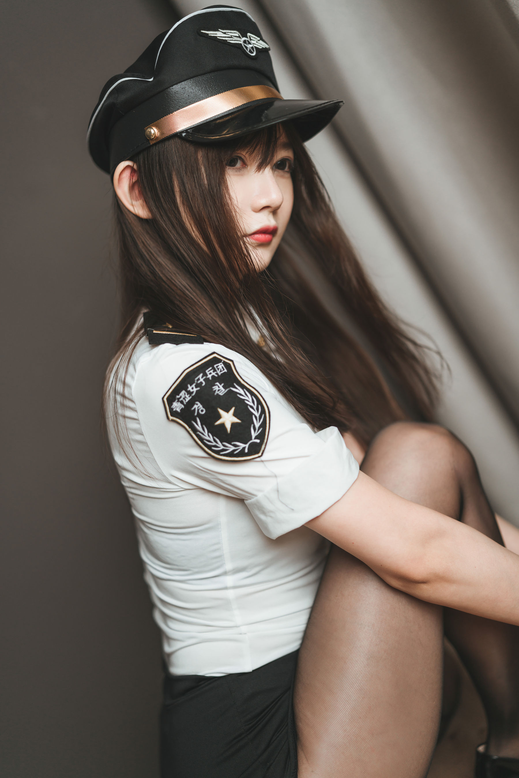 [福利COS] 51酱 - 制服第3张