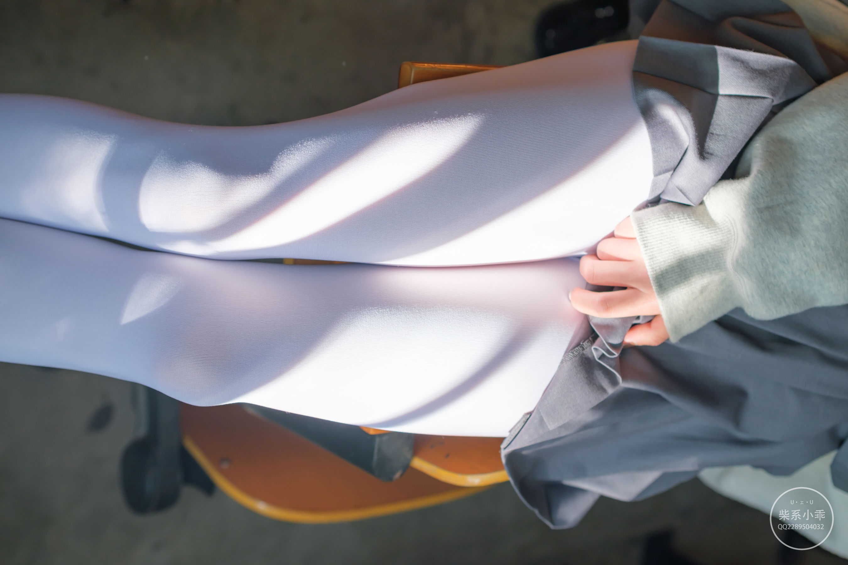 [福利COS] 柴系小乖(稚乖画册) - 夜夜 教室第3张