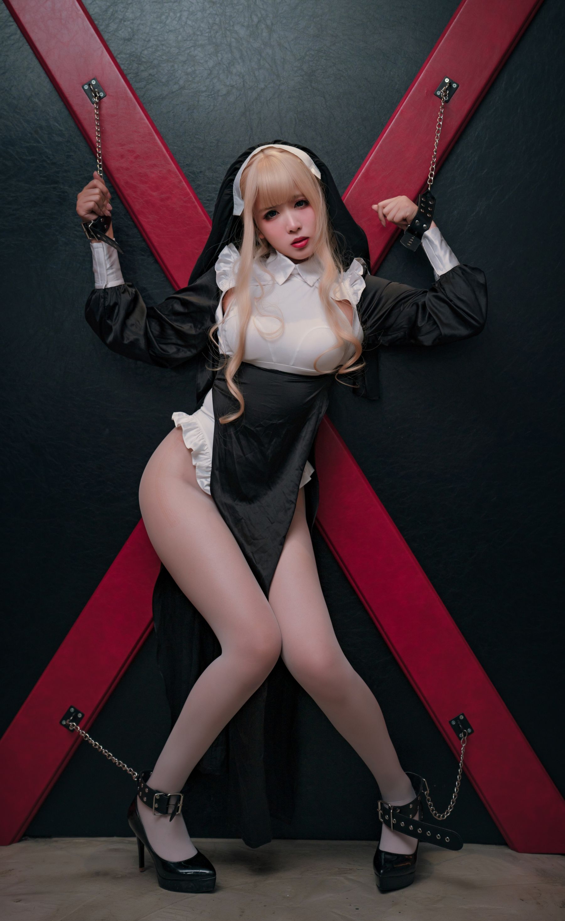 [福利COS] 轩萧学姐 - 修女第16张