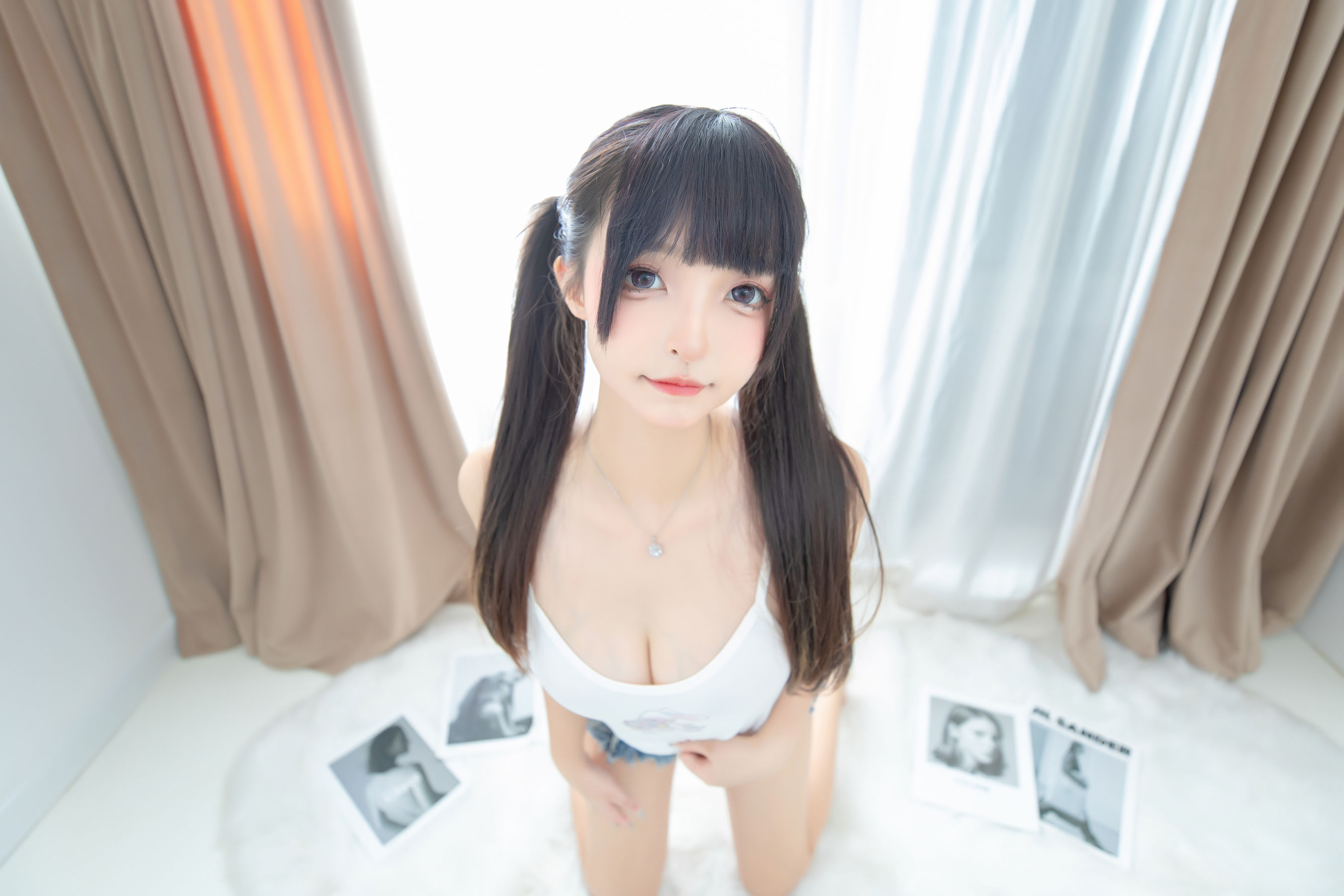 [福利COS] 萝莉神楽板真冬 之牛仔兔兔第5张