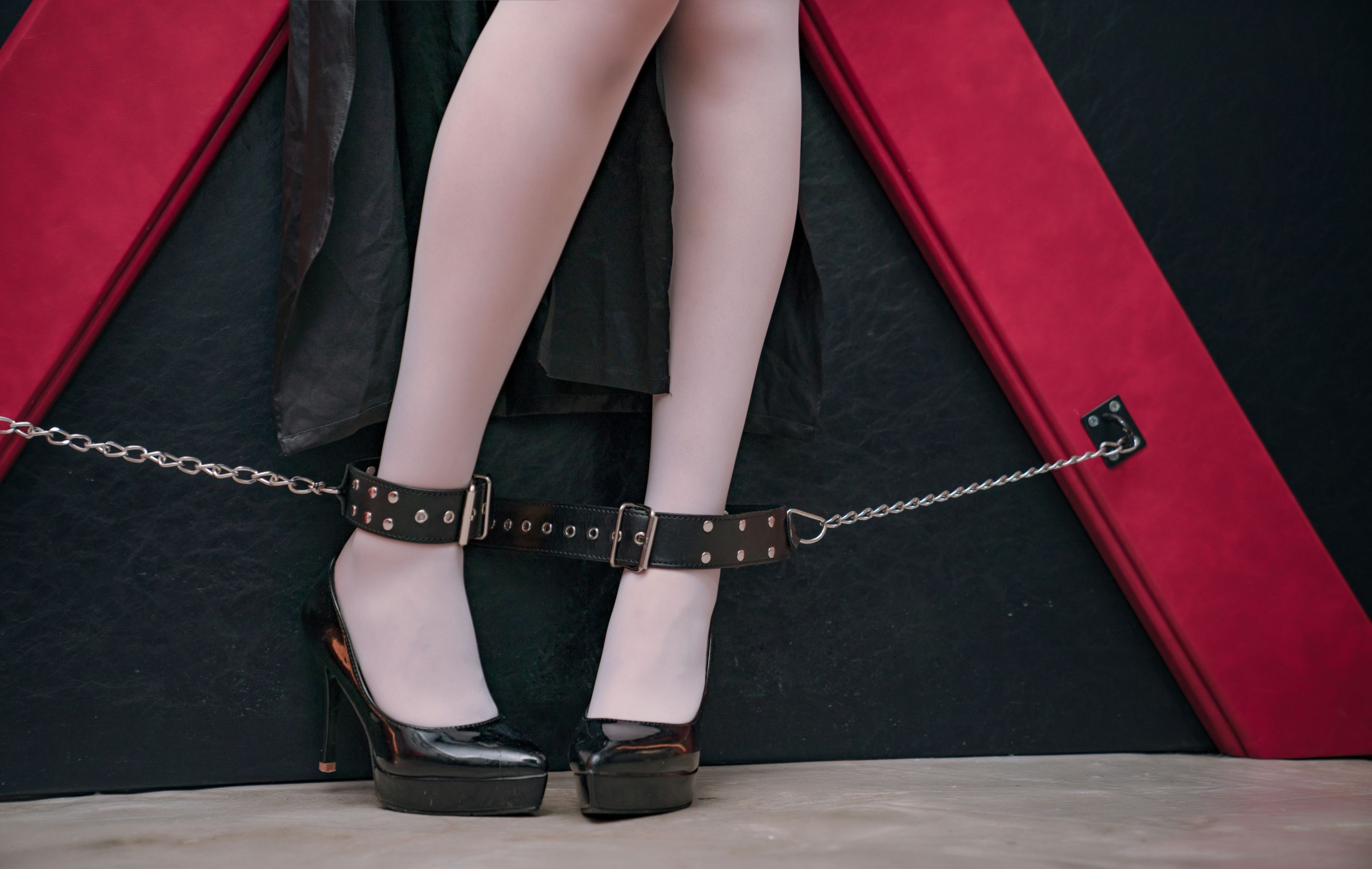 [福利COS] 轩萧学姐 - 修女第12张