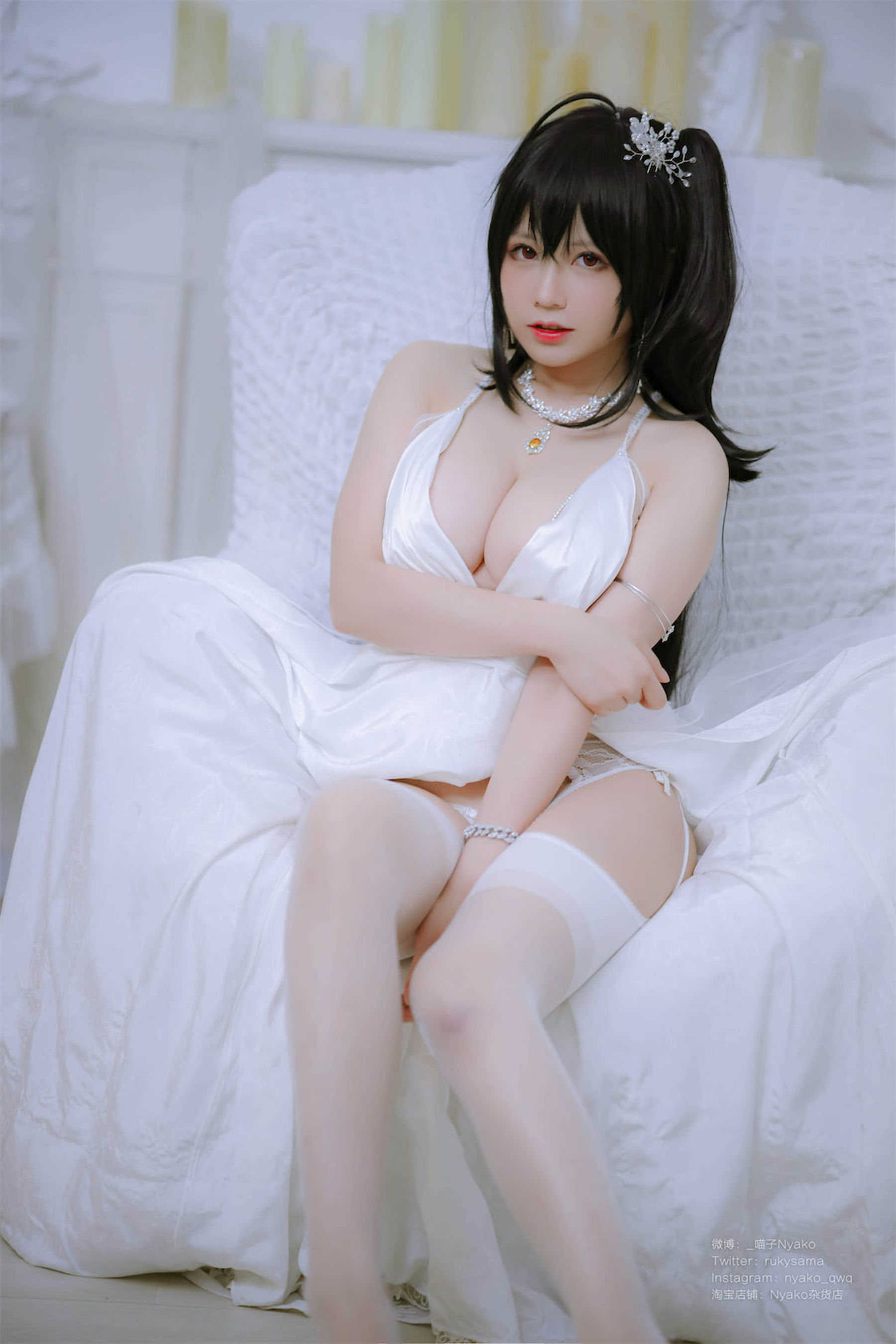 [福利COS] 萌妹子Nyako喵子 - 大凤纯白婚纱第21张