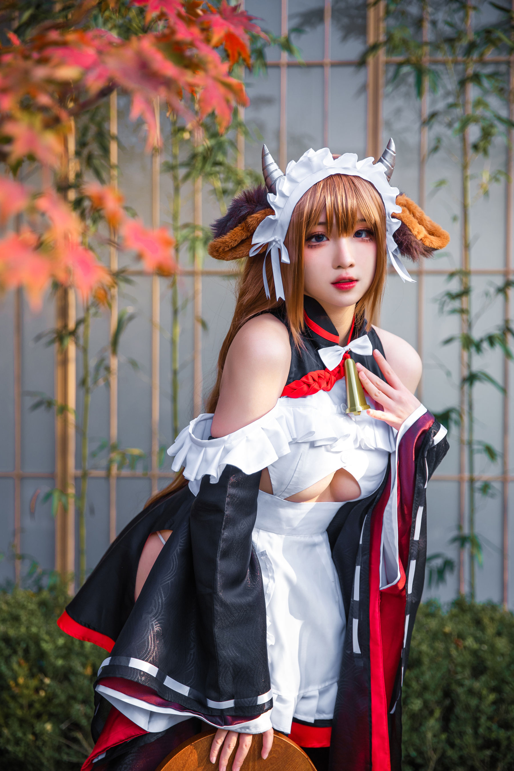 [福利COS] 瓦斯塔亚小龙虾 - 樫野女仆第1张