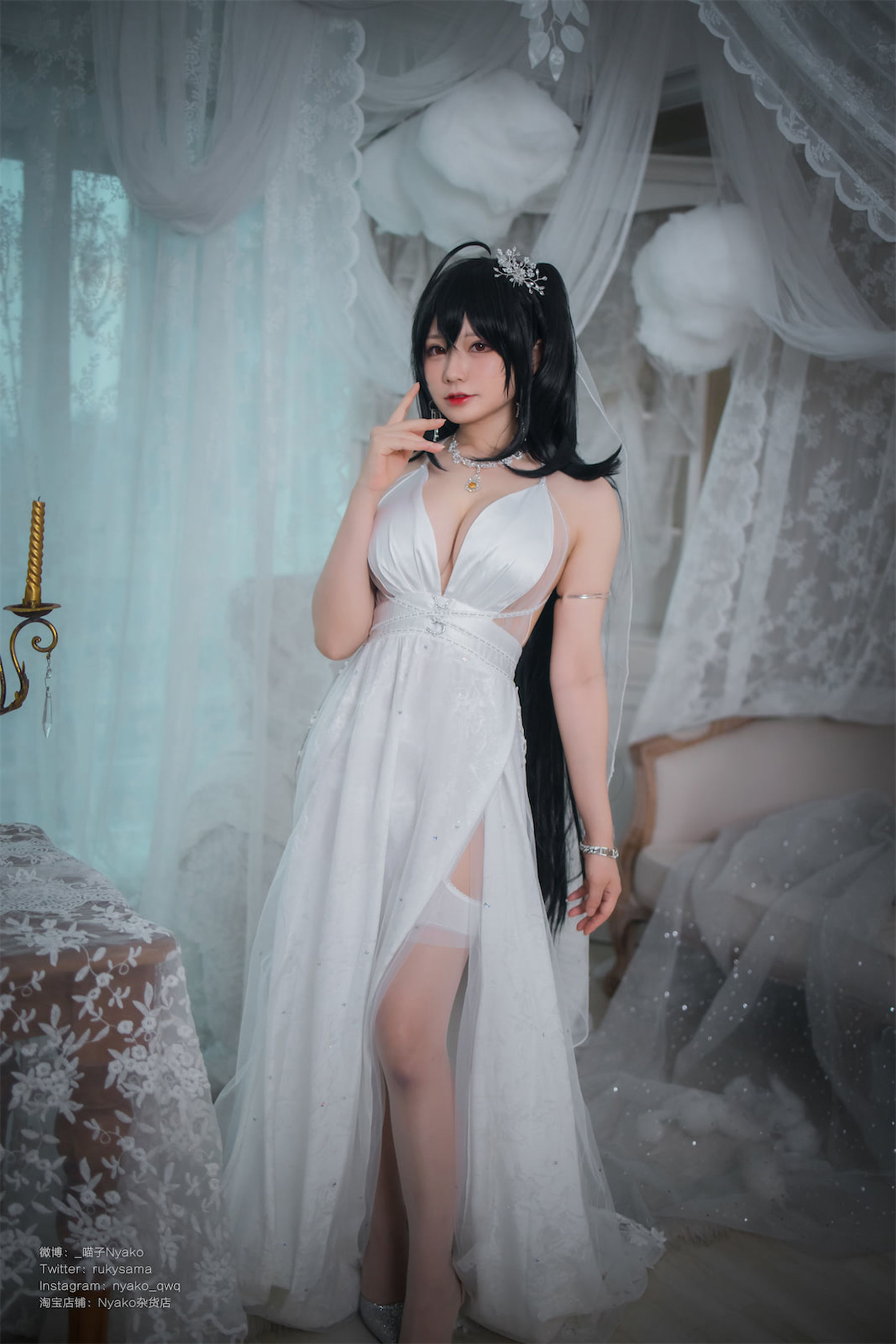 [福利COS] 萌妹子Nyako喵子 - 大凤纯白婚纱第4张