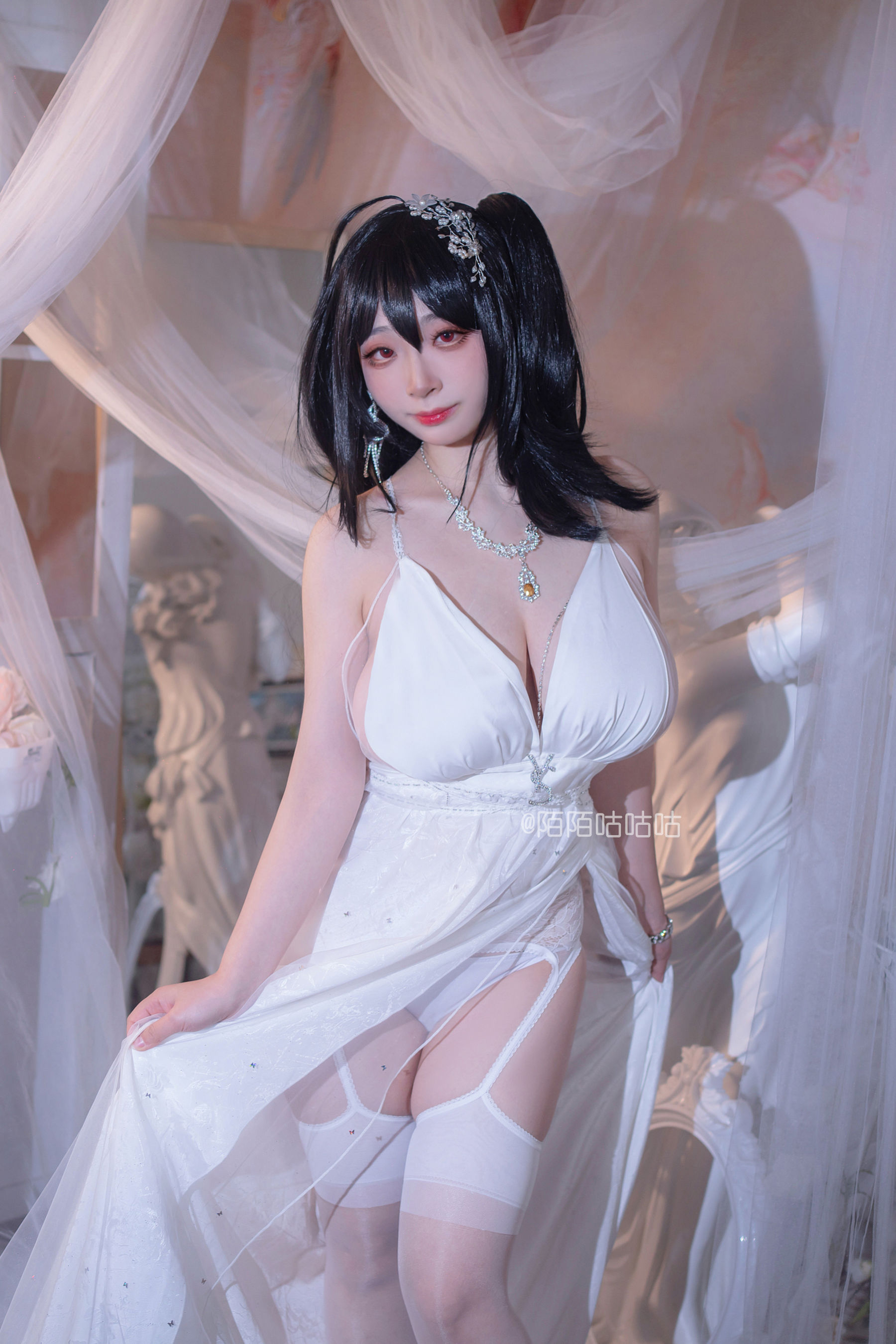[福利COS] Cosplay美女韶陌陌 - 大凤 婚纱第5张