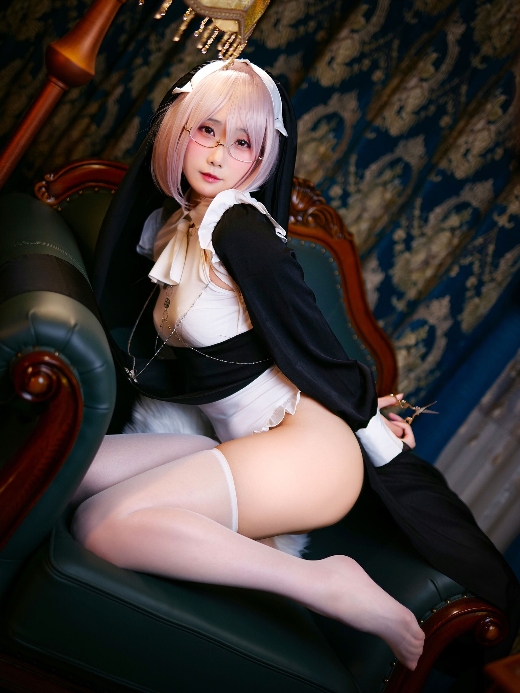 [福利COS] 动漫博主曉美媽 - 痴-修女第22张