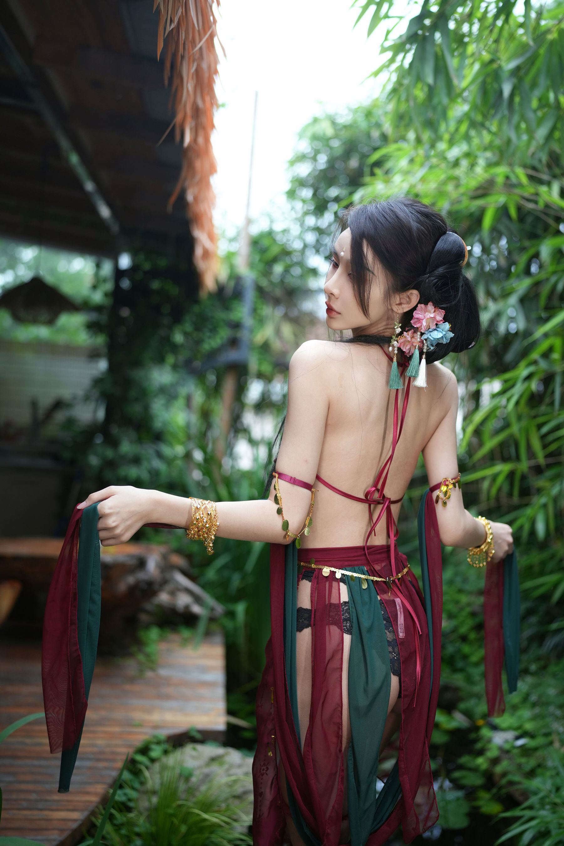 [福利COS] 余多多Dudu - 妲己的古风诱惑力第10张