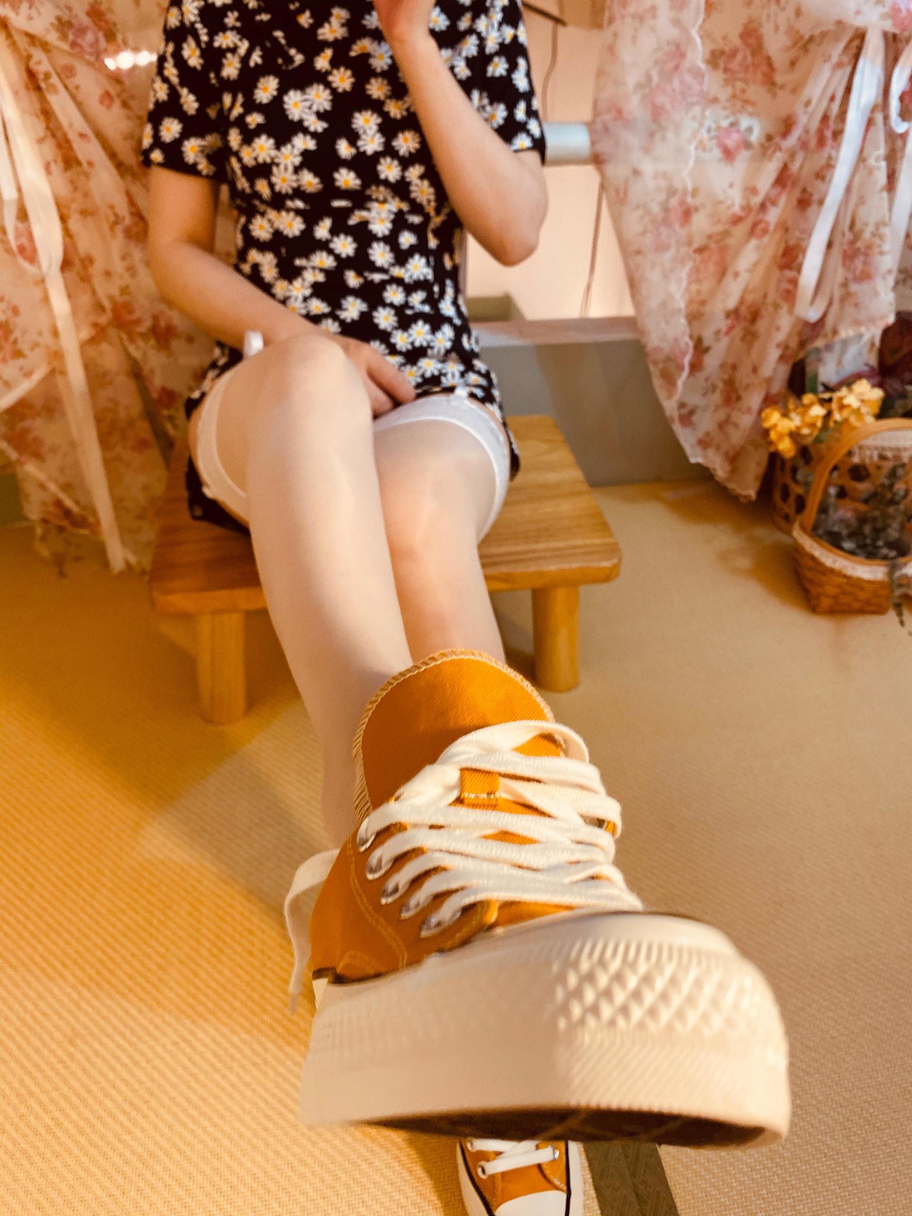 [福利COS] 软妹小九九 丝足微信朋友圈收费资源打包下载2第74张